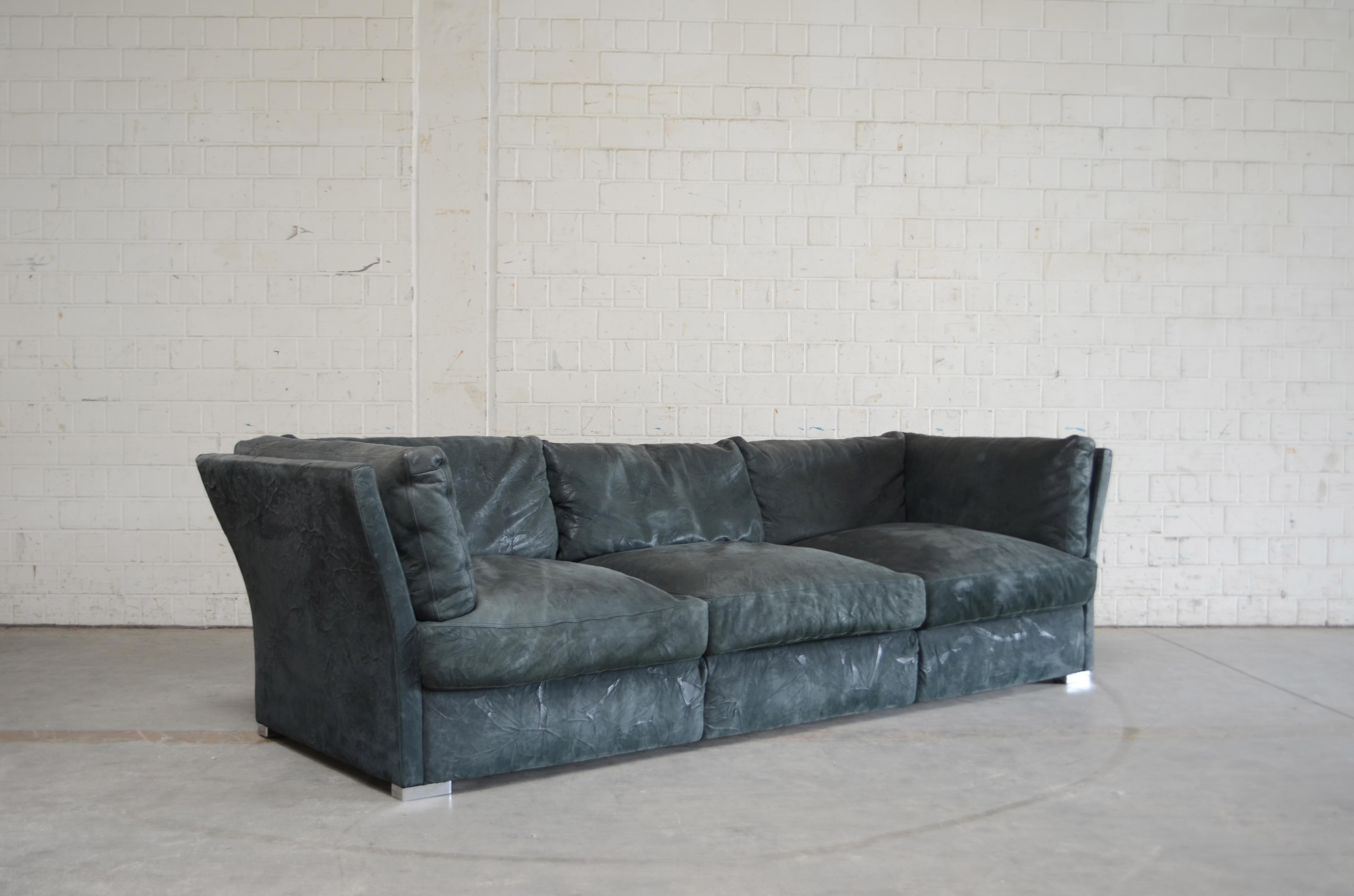 deluxe sofa