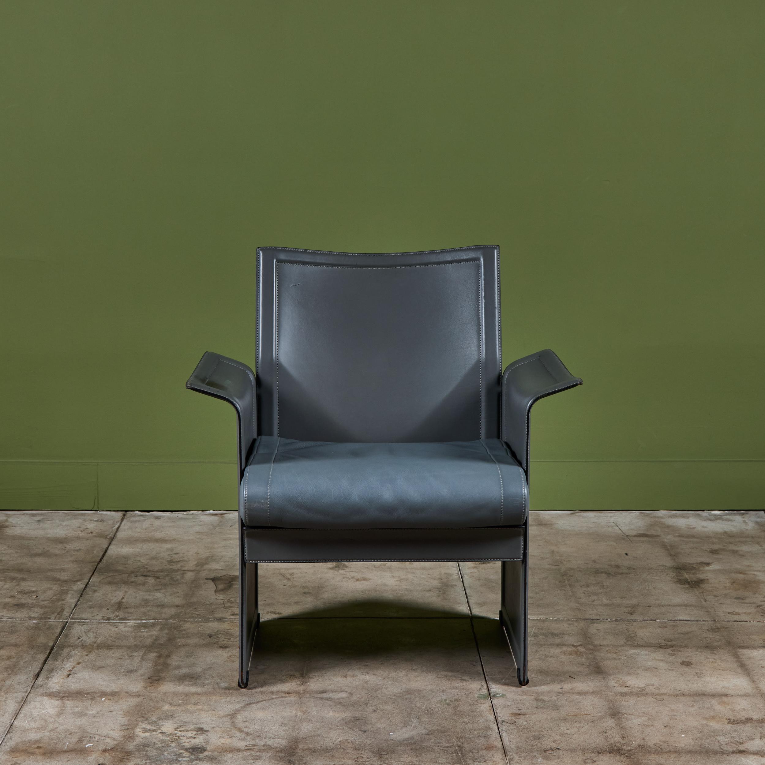 Matteo Grassi Gray Leather Lounge Chair en vente 3