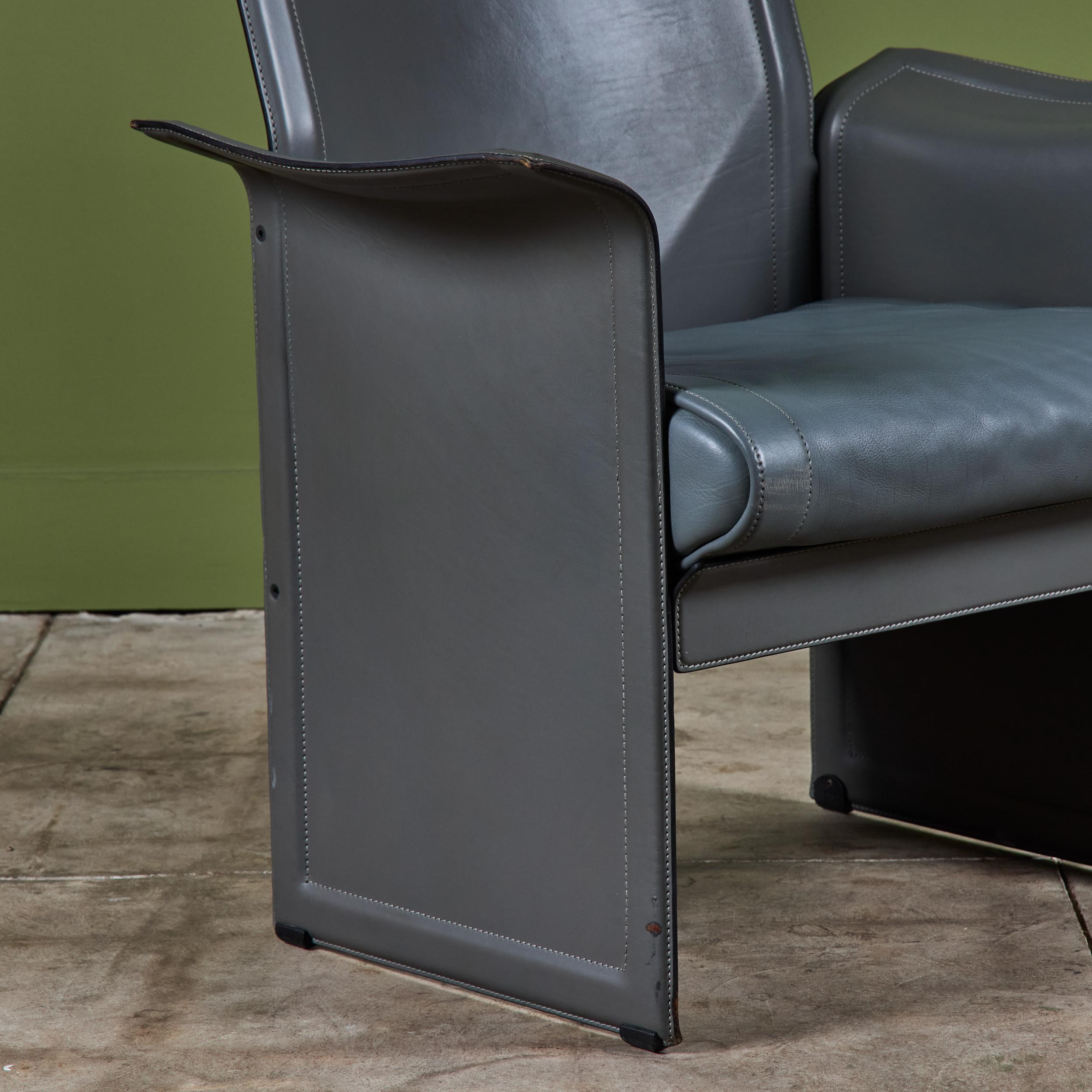 Matteo Grassi Gray Leather Lounge Chair en vente 4