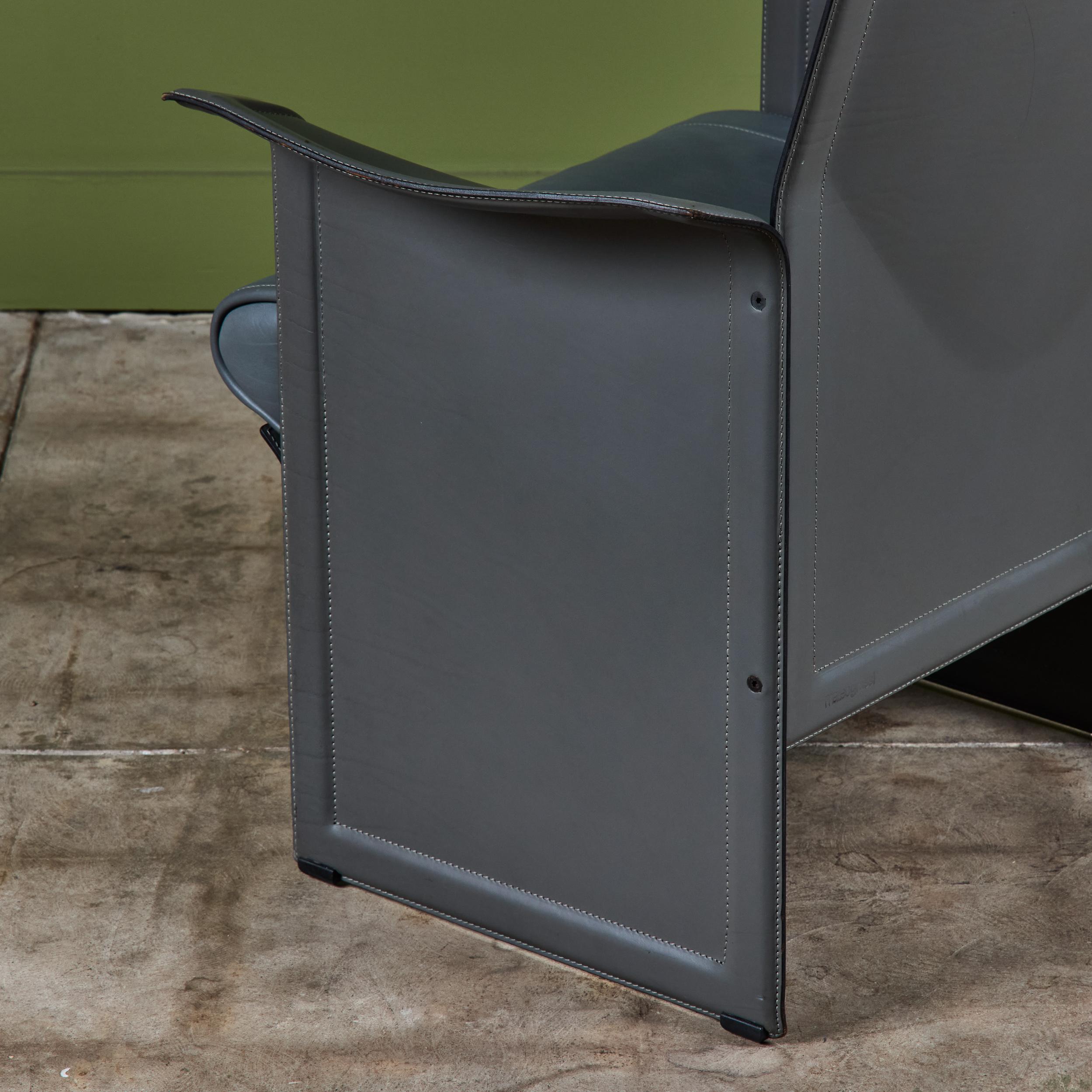 Matteo Grassi Gray Leather Lounge Chair en vente 10