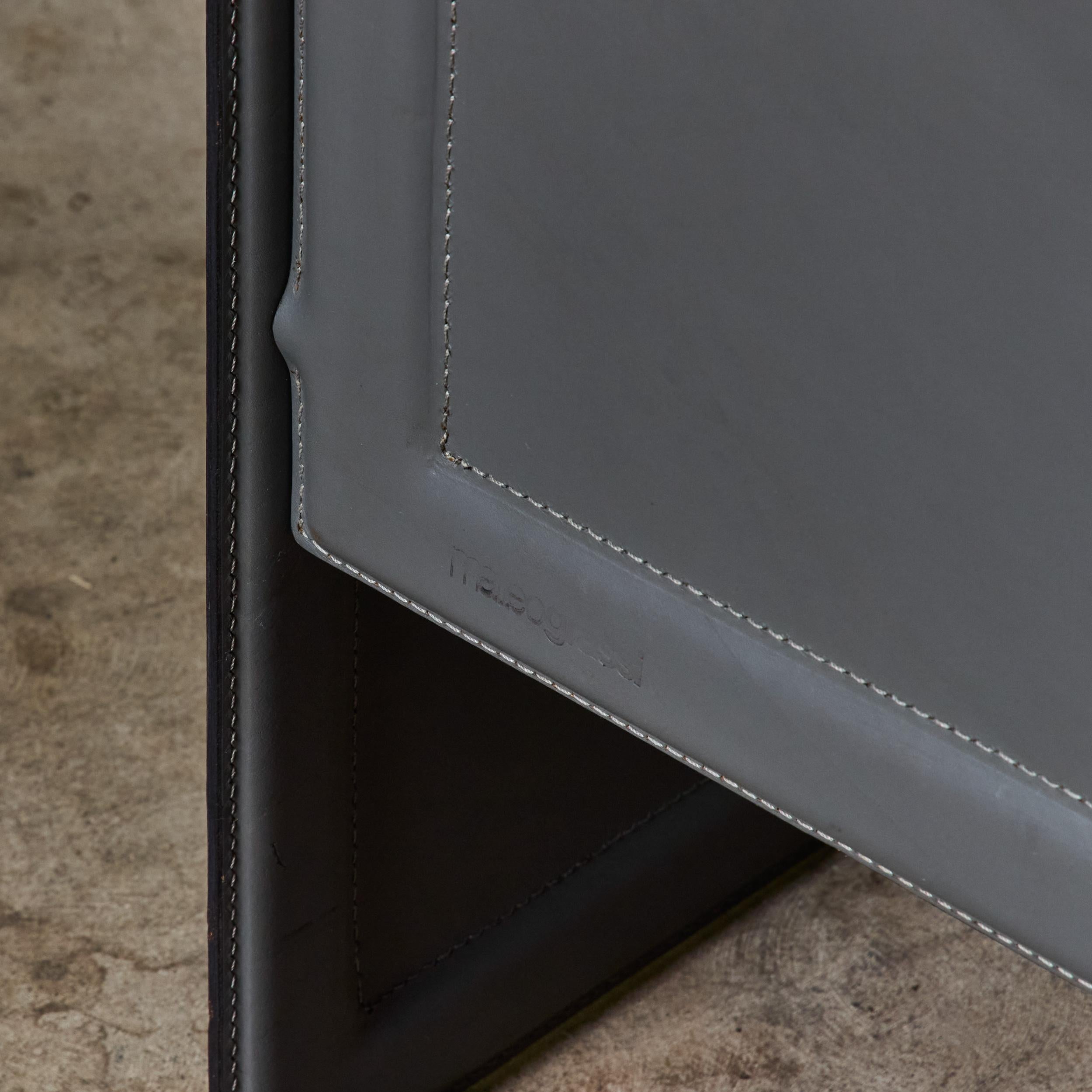 Matteo Grassi Gray Leather Lounge Chair en vente 11