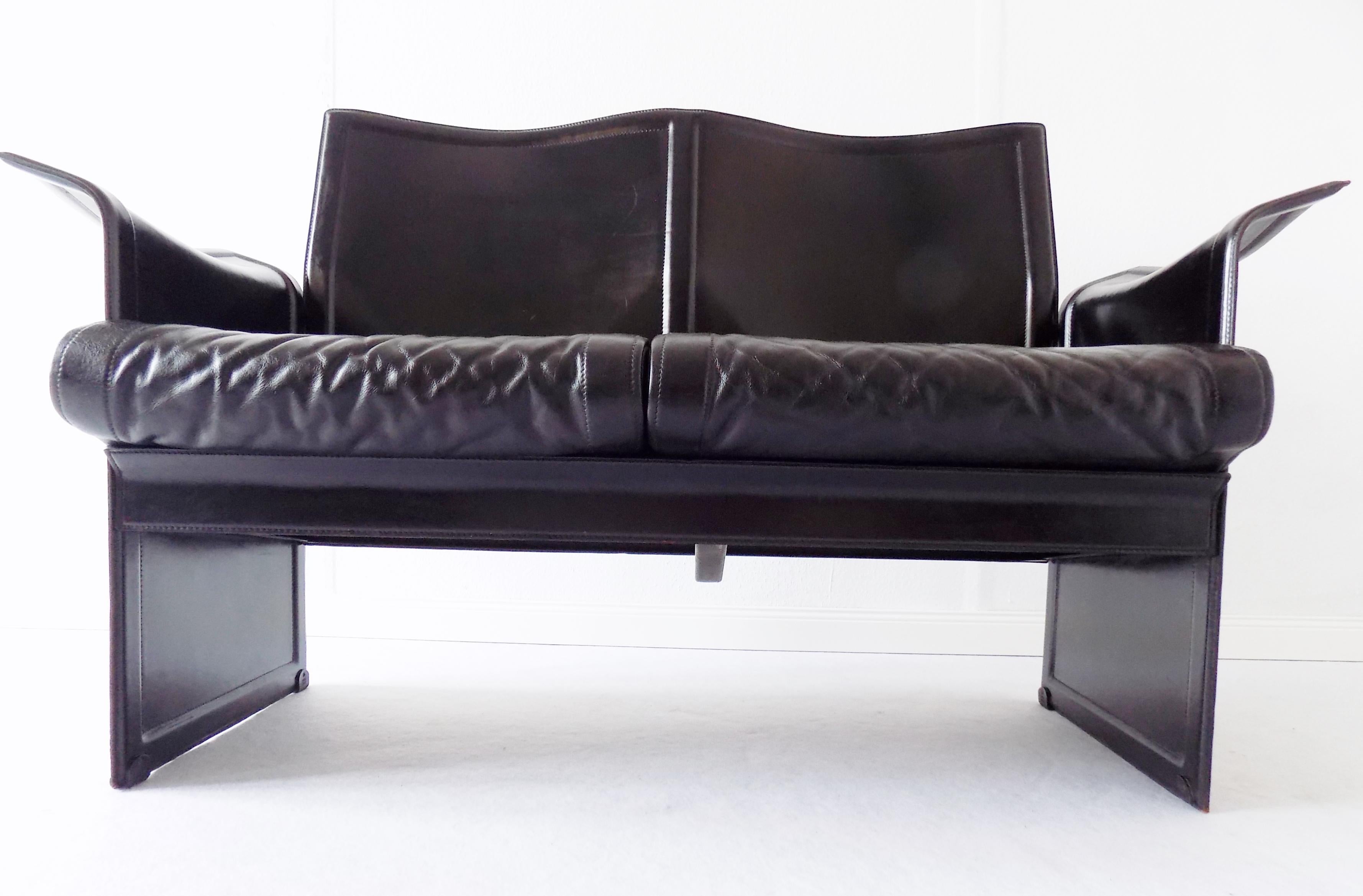 Matteo Grassi Korium 2-Seat by Tito Agnoli, Black Saddle Leather, Italian, 70s For Sale 5