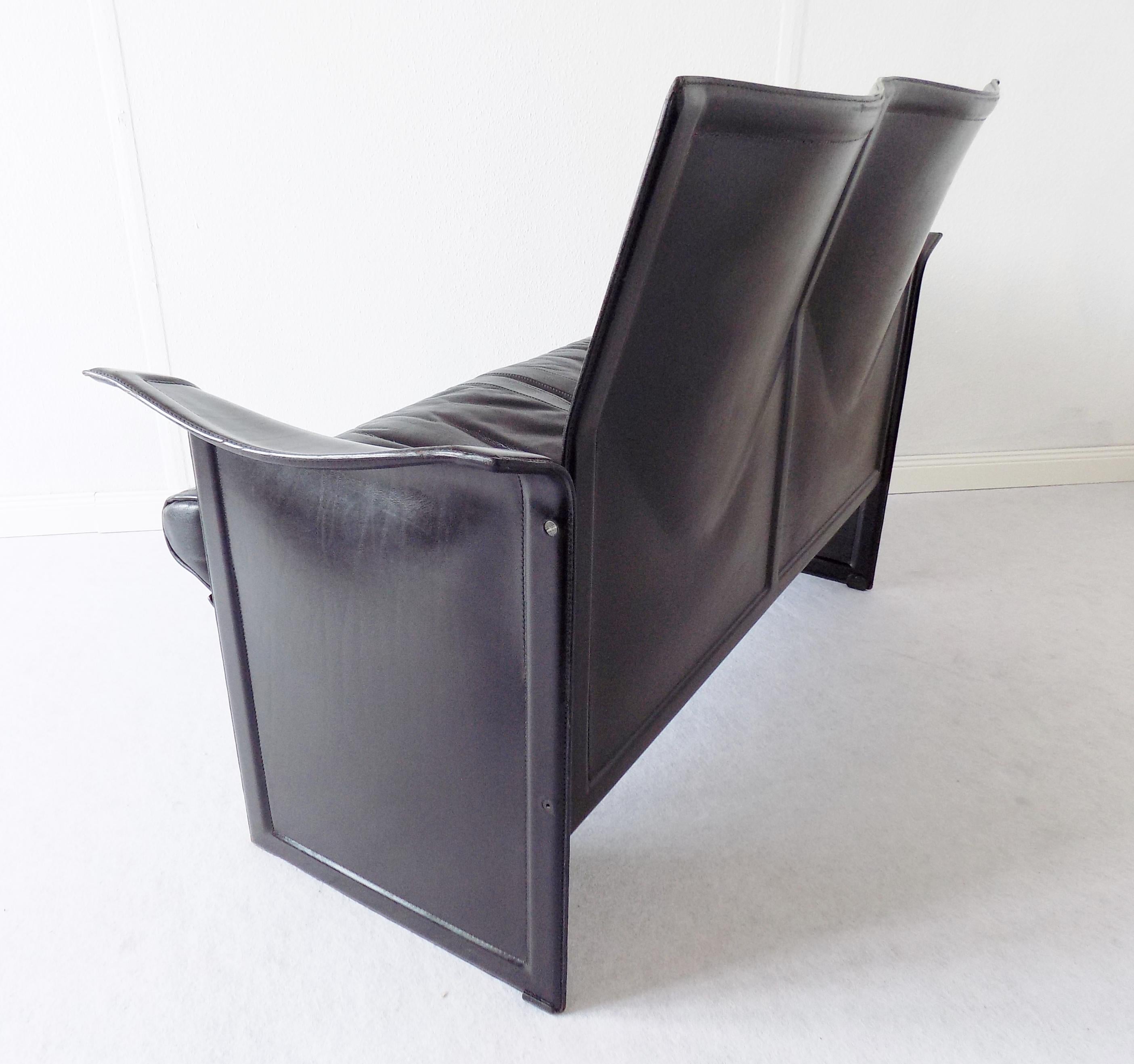 Matteo Grassi Korium 2-Seat by Tito Agnoli, Black Saddle Leather, Italian, 70s In Good Condition For Sale In Ludwigslust, Mecklenburg-Vorpommern