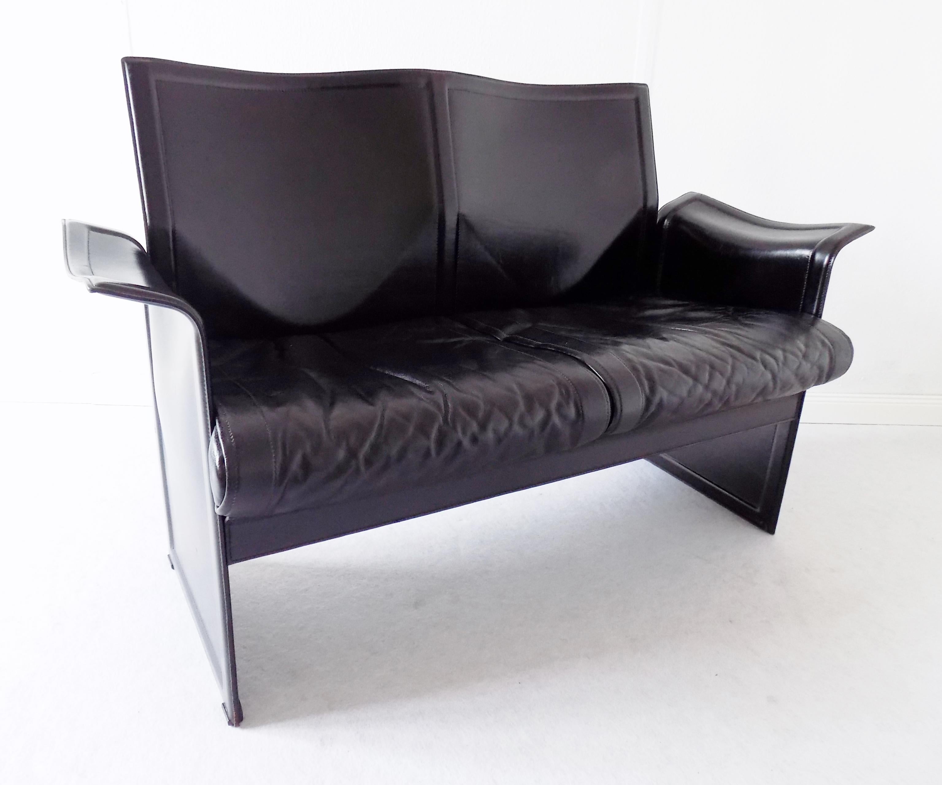 Matteo Grassi Korium 2-Seat by Tito Agnoli, Black Saddle Leather, Italian, 70s For Sale 3