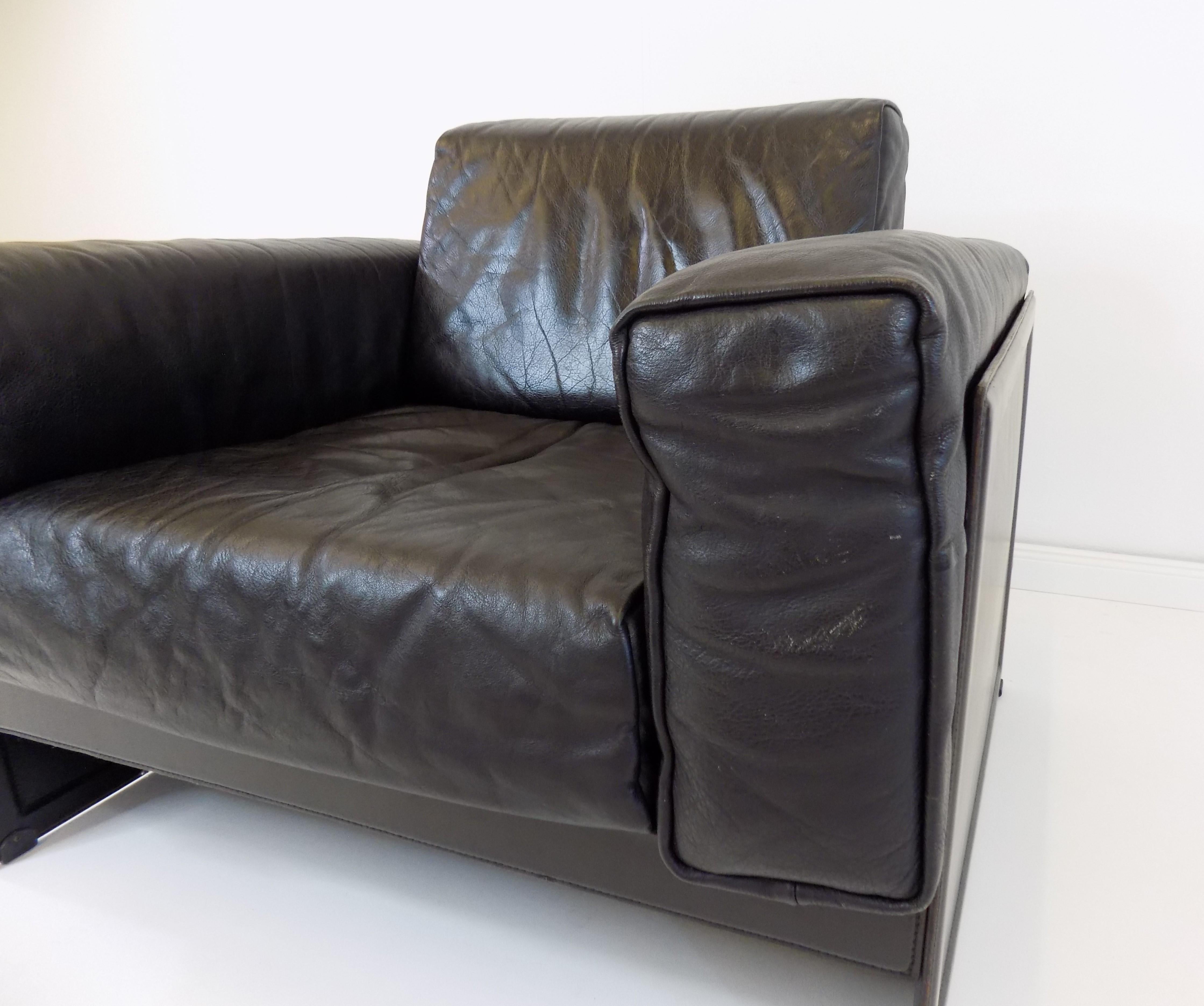 Matteo Grassi Korium KM 3/1 Leather Armchair by Tito Agnoli For Sale 5