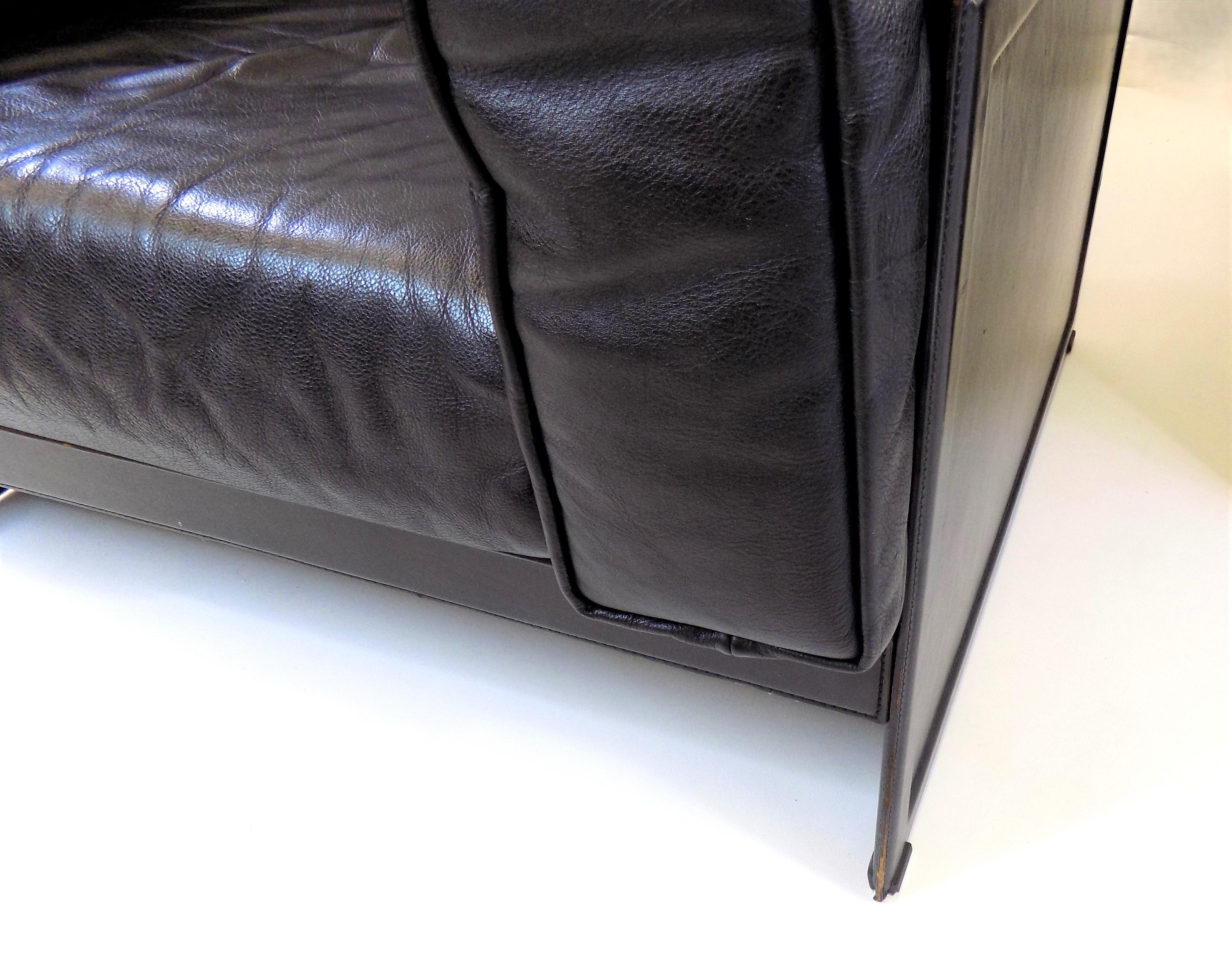 Pelle Matteo Grassi Korium KM 3/1 leather lounge chair by Tito Agnoli, 1980 in vendita
