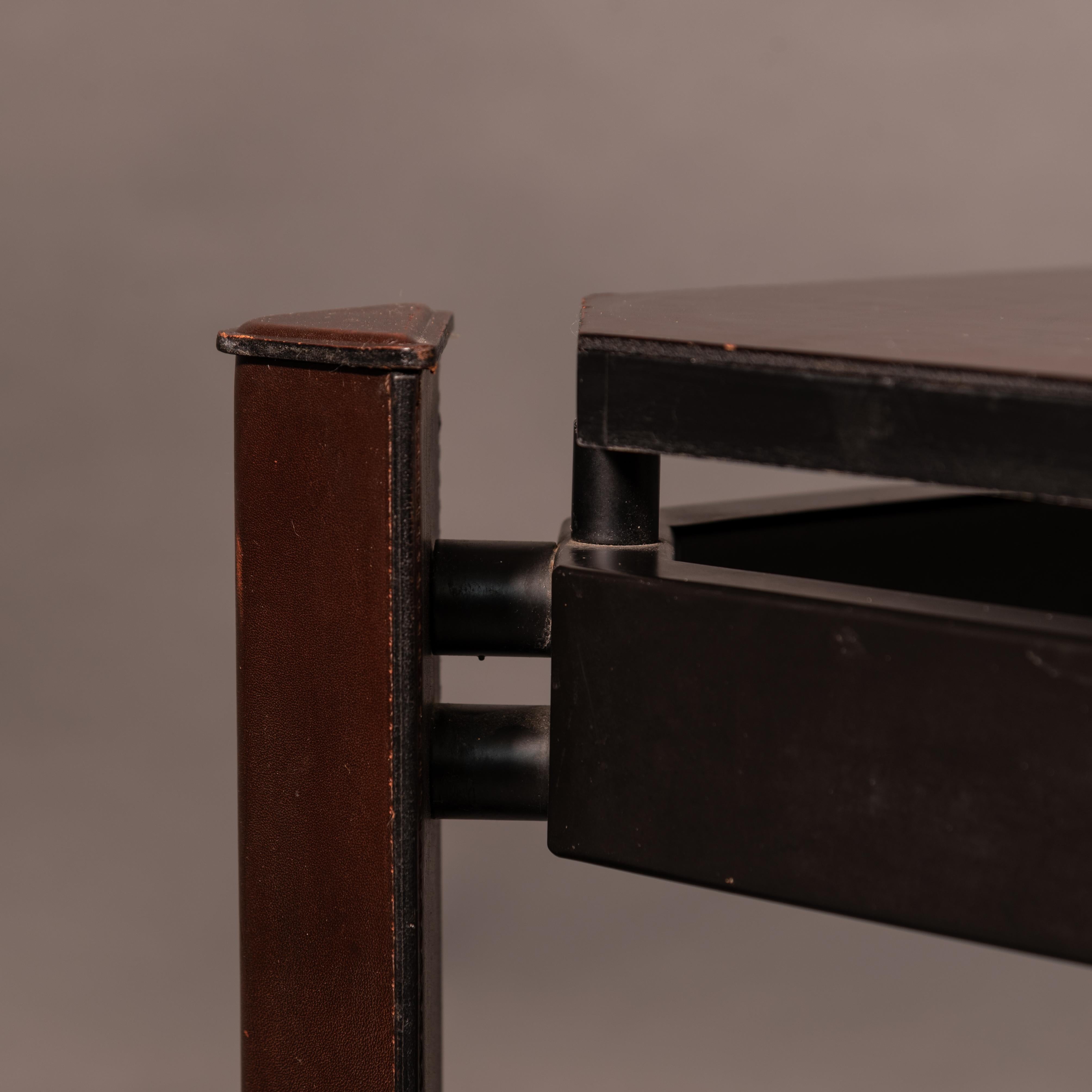 Italian Leather Coffee Table in the Style of Matteo Grassi