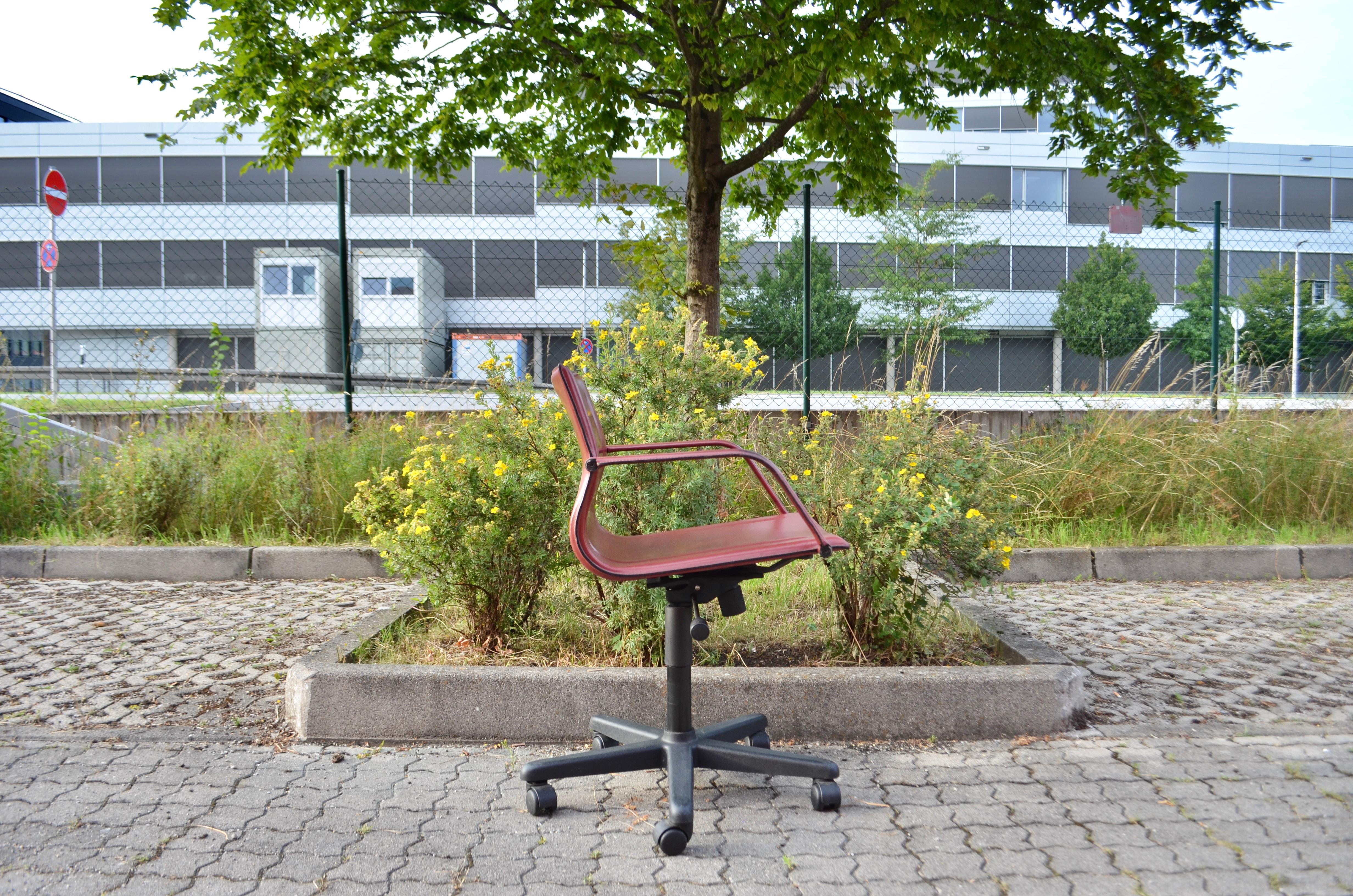 Matteo Grassi MG15 fauteuil de bureau pivotant en cuir de selle 1/2 en vente 10