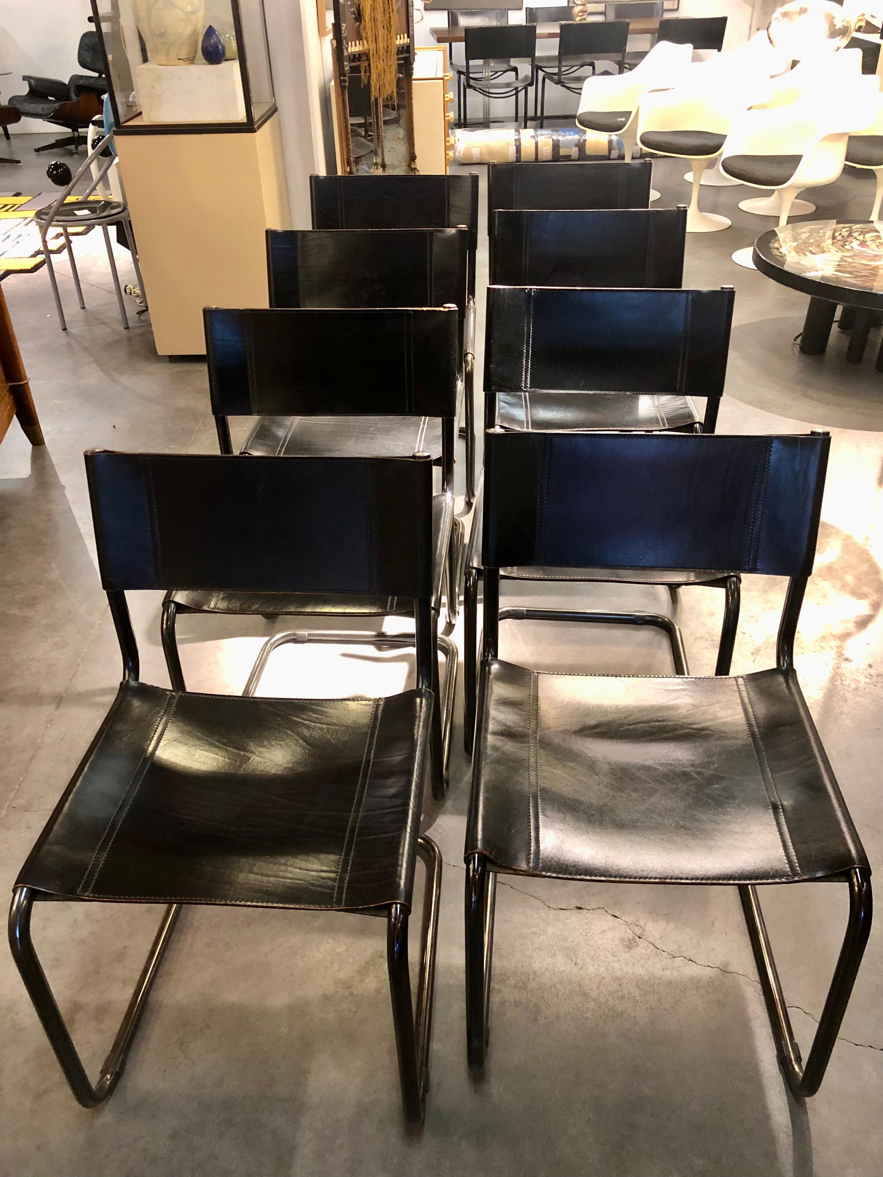 Matteo Grassi série of 14 chairs 1970 for fasem  For Sale 3