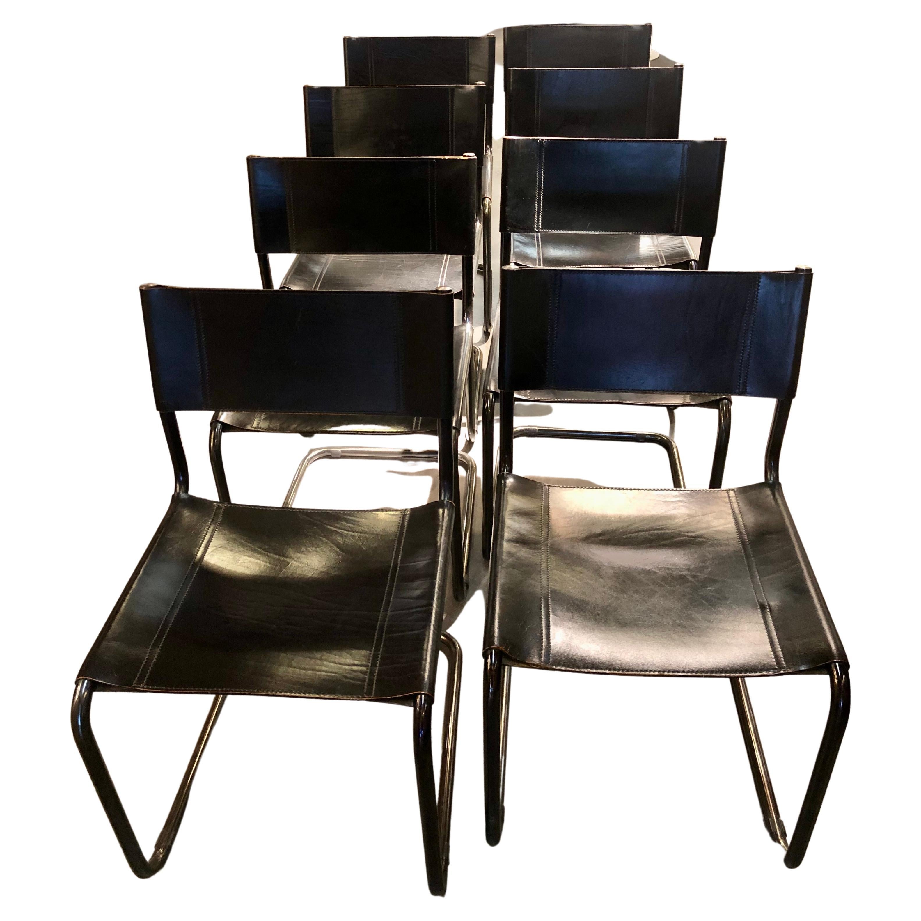 Matteo Grassi série of 14 chairs 1970 for fasem  For Sale