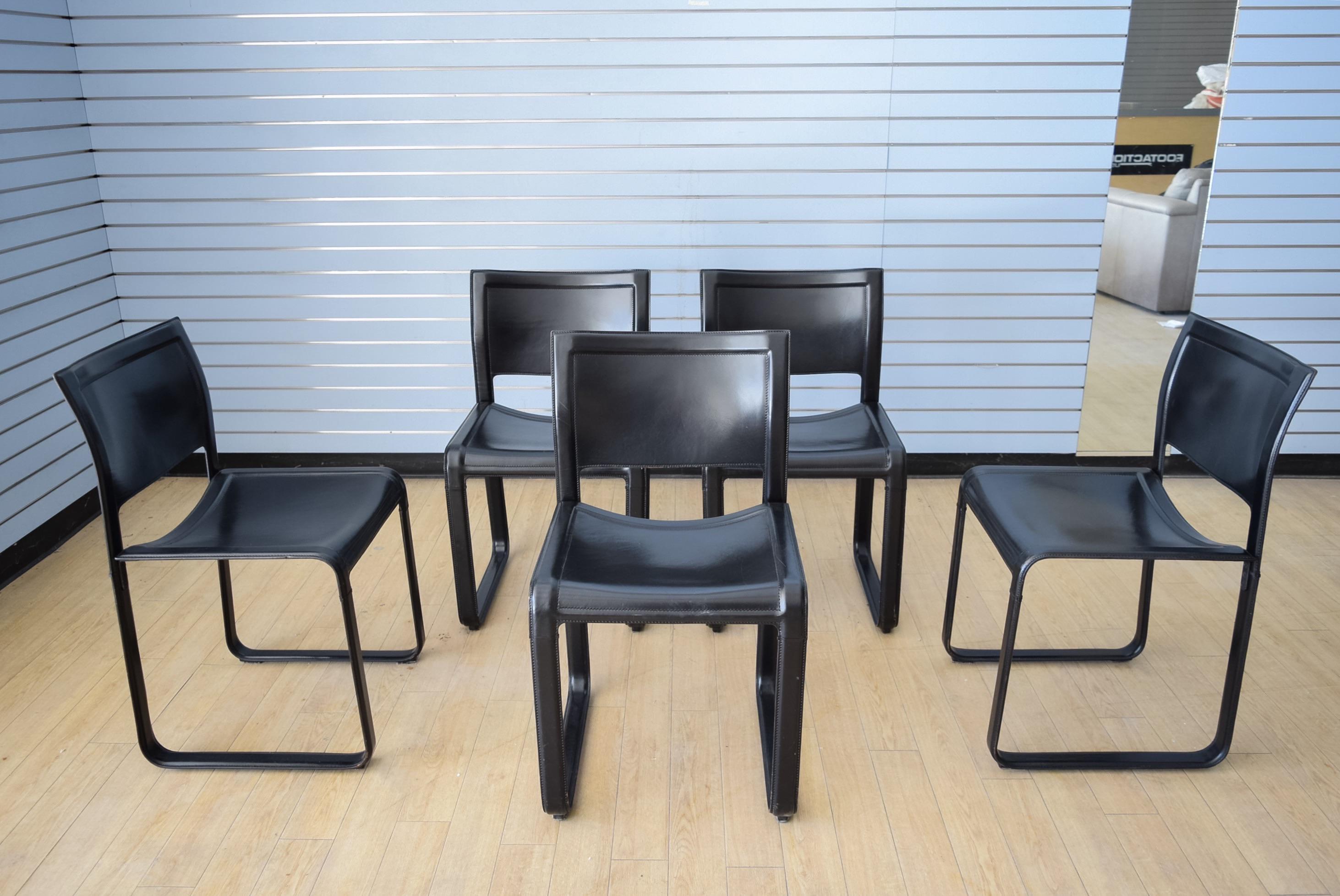 Late 20th Century Matteo Grassi Sistina Strap Black Leather Dining Chair, 3 Chairs Available For Sale