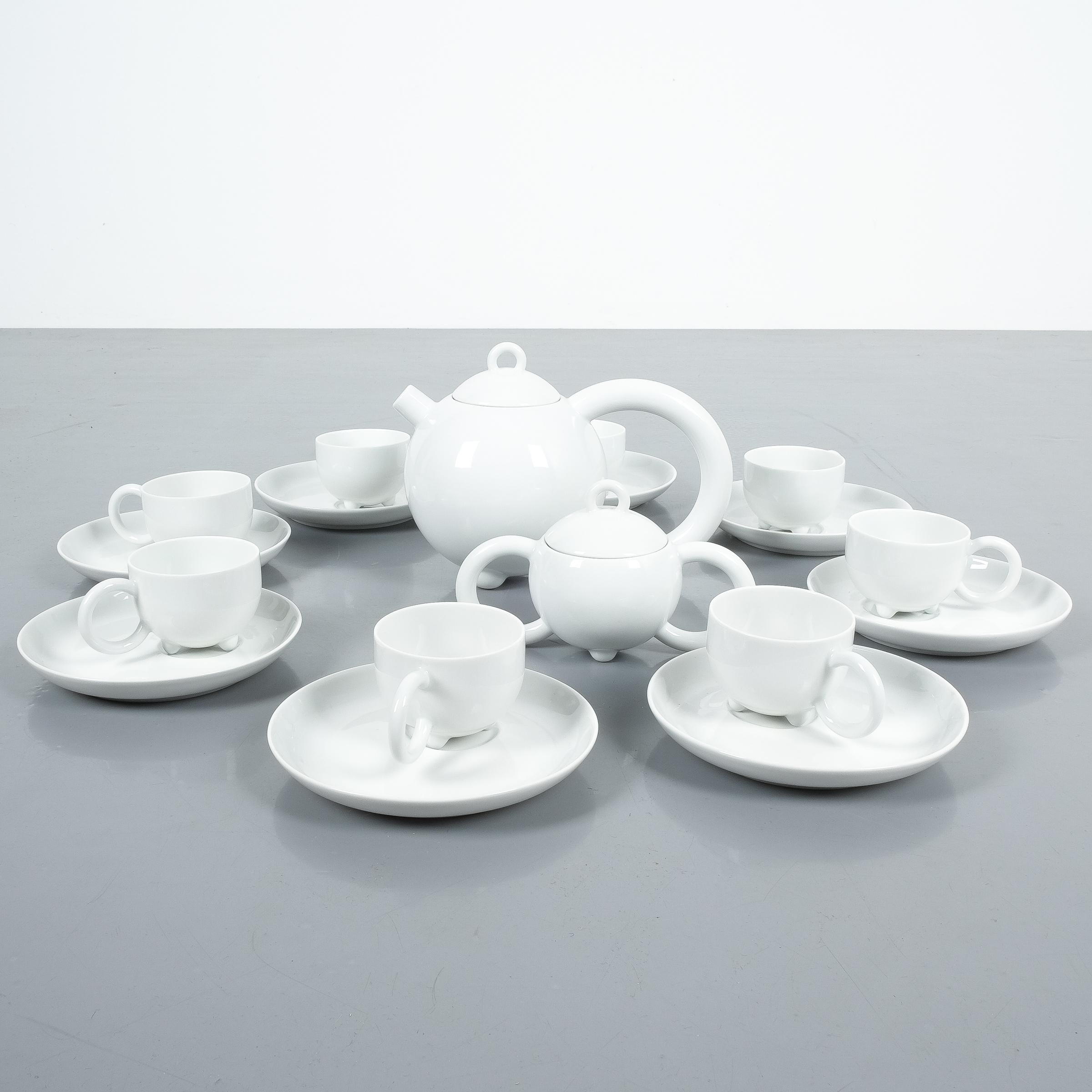 Matteo Thun Fantasia mocca or tea set porcelain for Arzberg, 1980s. Immaculate set containing one tea pot with lid, eight cups with saucers and a sugar container with lid, marked. We do have an identical set available with a milk vessel and also