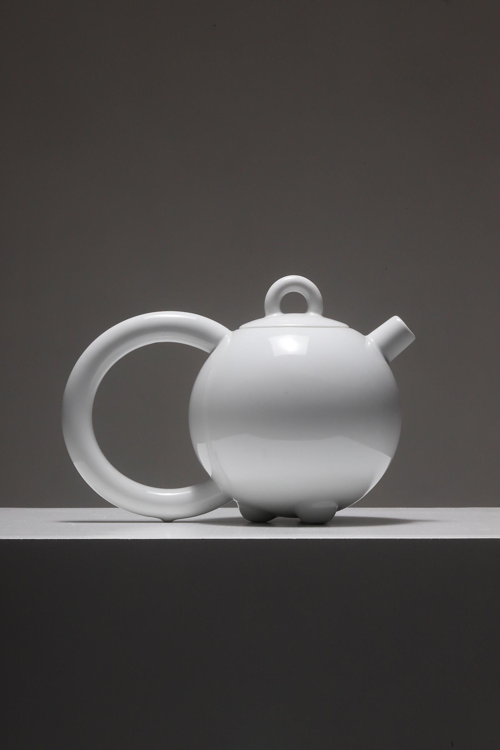 European white modern Matteo Thun Fantasia Teapot, Memphis style 1980s For Sale