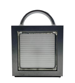 Matteo Thun pour Bieffeplast Lampe de table "Valigetta", Italie 1985