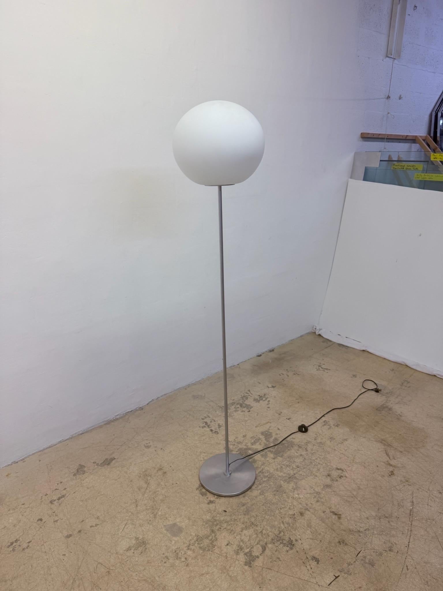 Matteo Thun “Sphera F” Blown Glass Globe Floor Lamp for Leocos, Italy In Good Condition For Sale In Miami, FL