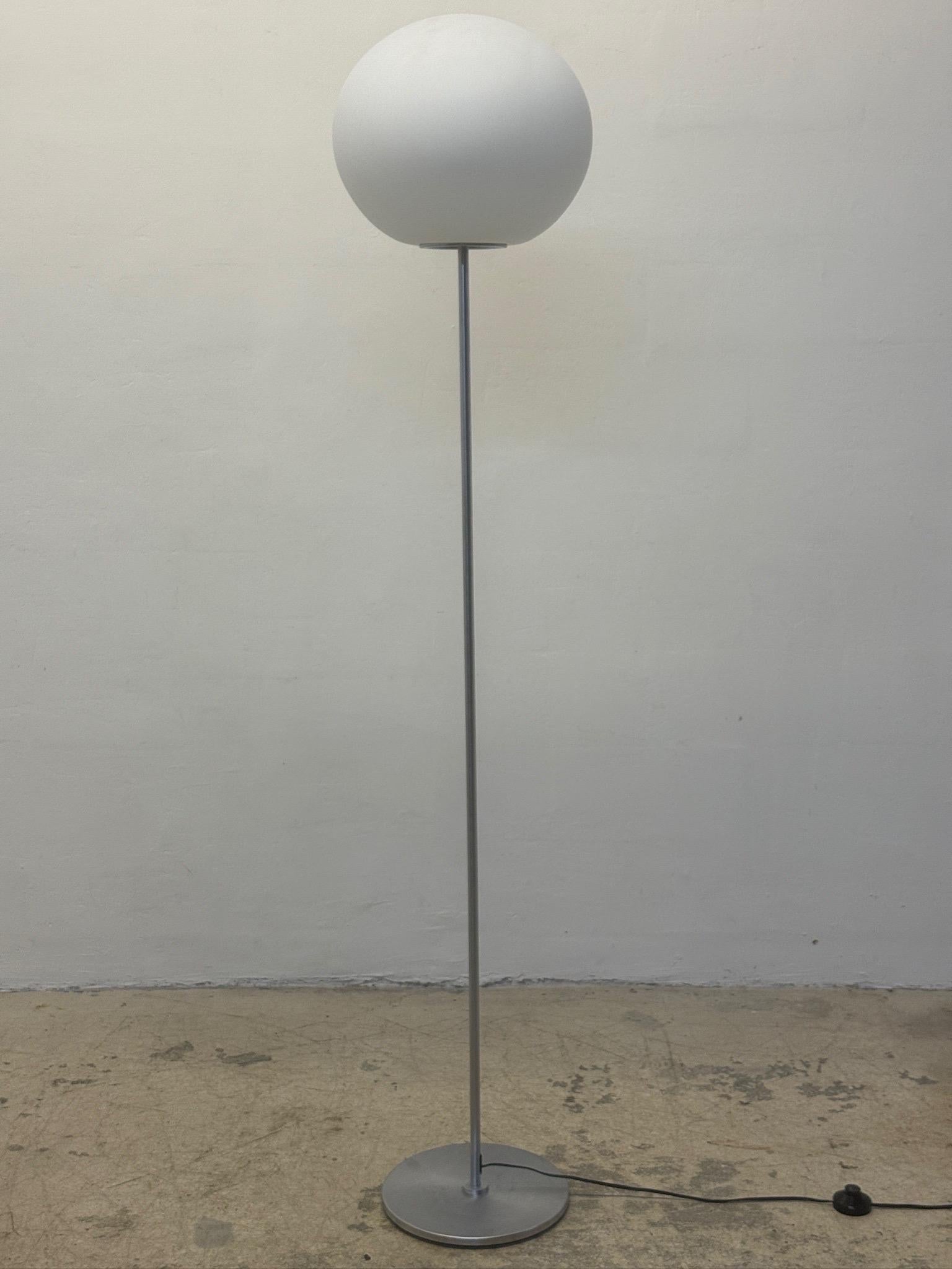20th Century Matteo Thun “Sphera F” Blown Glass Globe Floor Lamp for Leocos, Italy For Sale