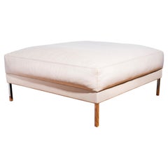 Otomana Moderna Italiana Matteograssi de Piel con Puff