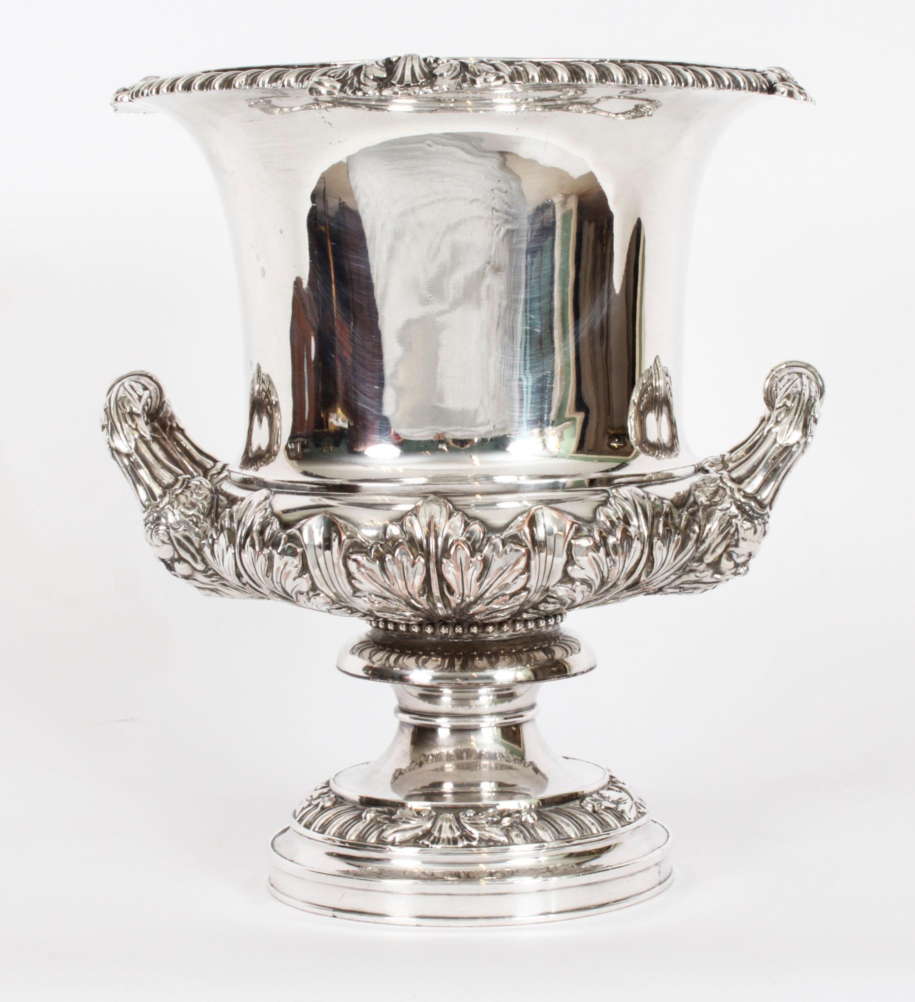 Antiguo enfriador de vino Jorge III de Matthew Boulton con cresta de Robinson S. XVIII en venta 6