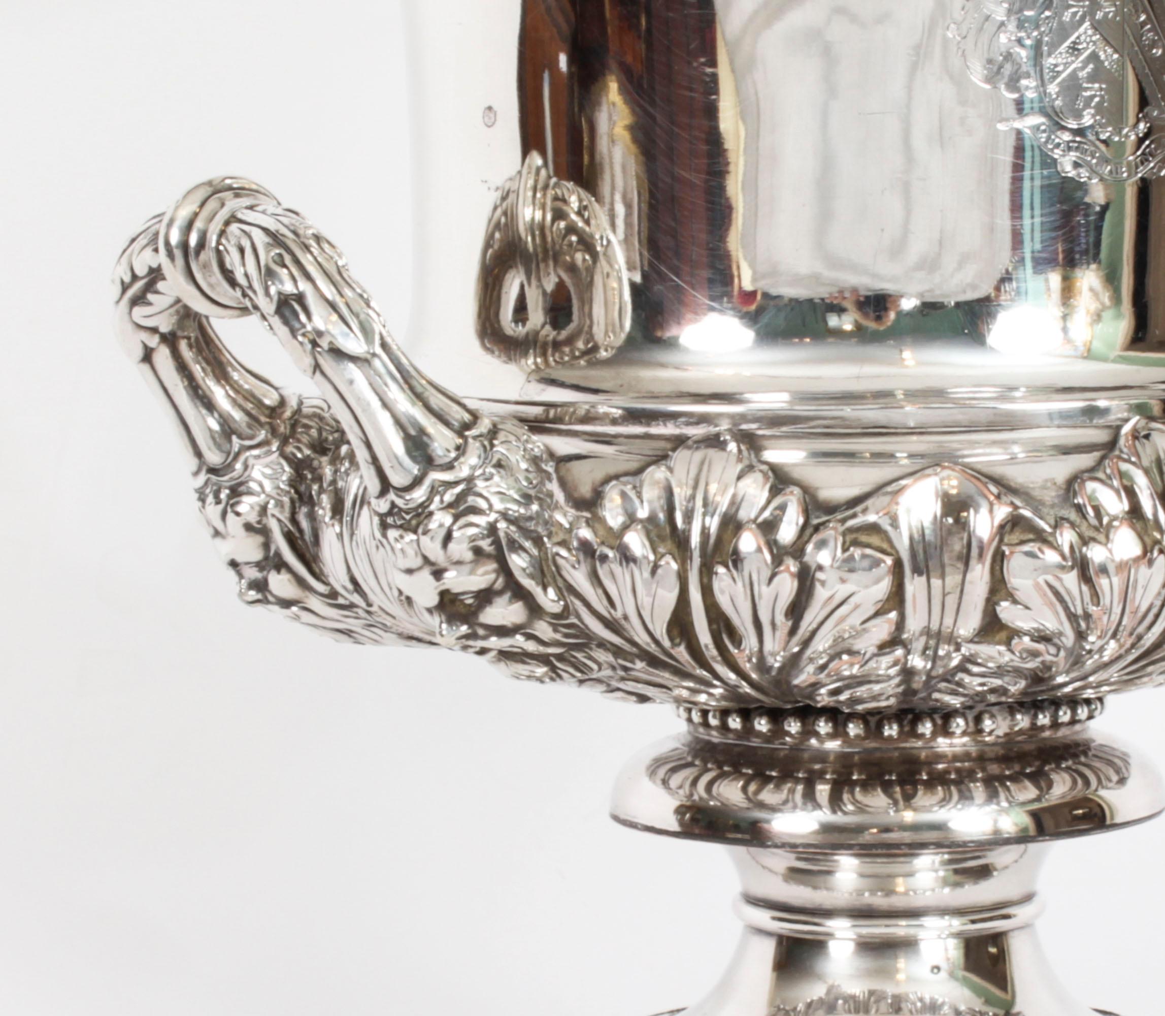 Antiguo enfriador de vino Jorge III de Matthew Boulton con cresta de Robinson S. XVIII en venta 4