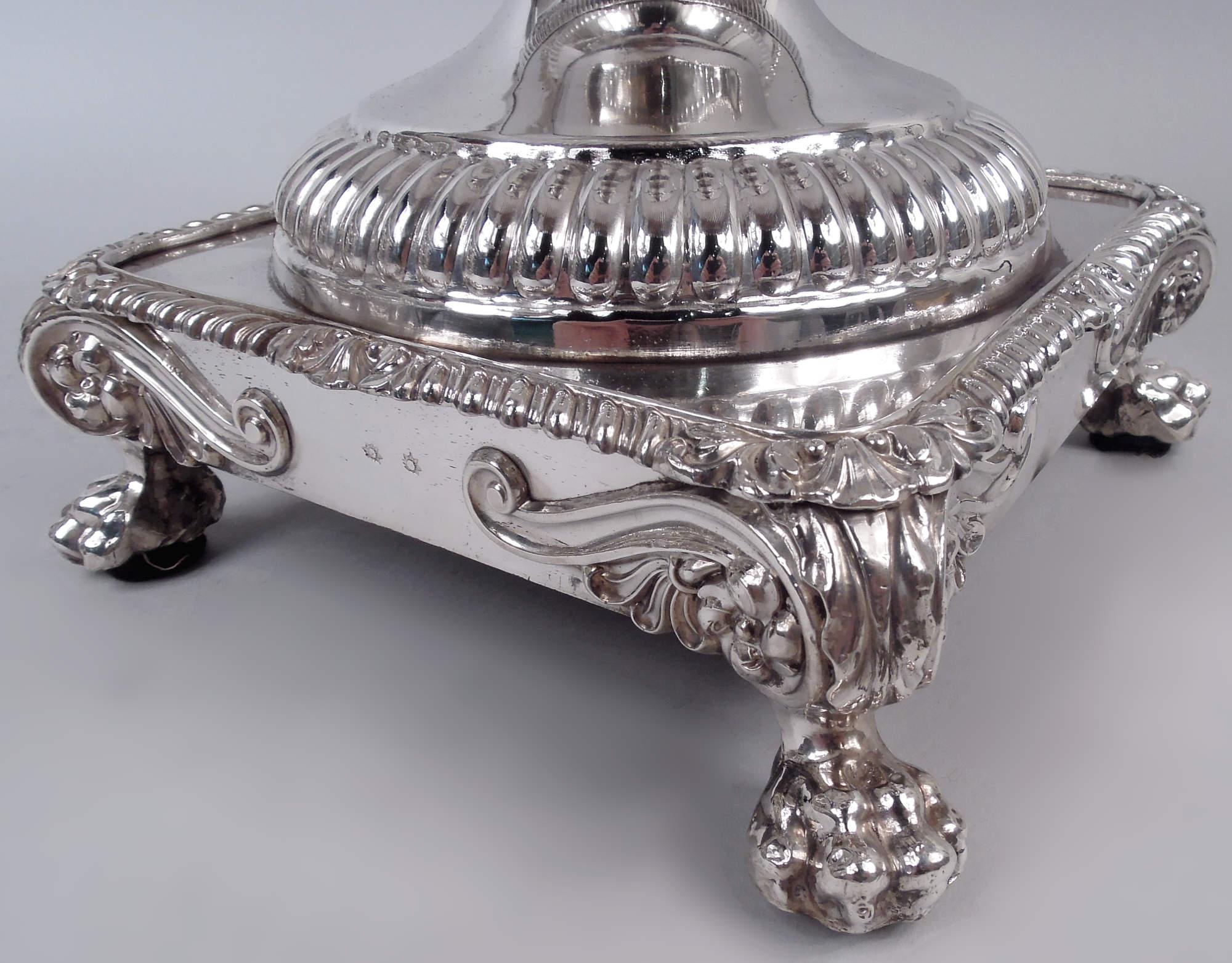 Matthew Boulton English Georgian Regency Sheffield Plate Hot Water Urn (Urne à eau chaude) en vente 3