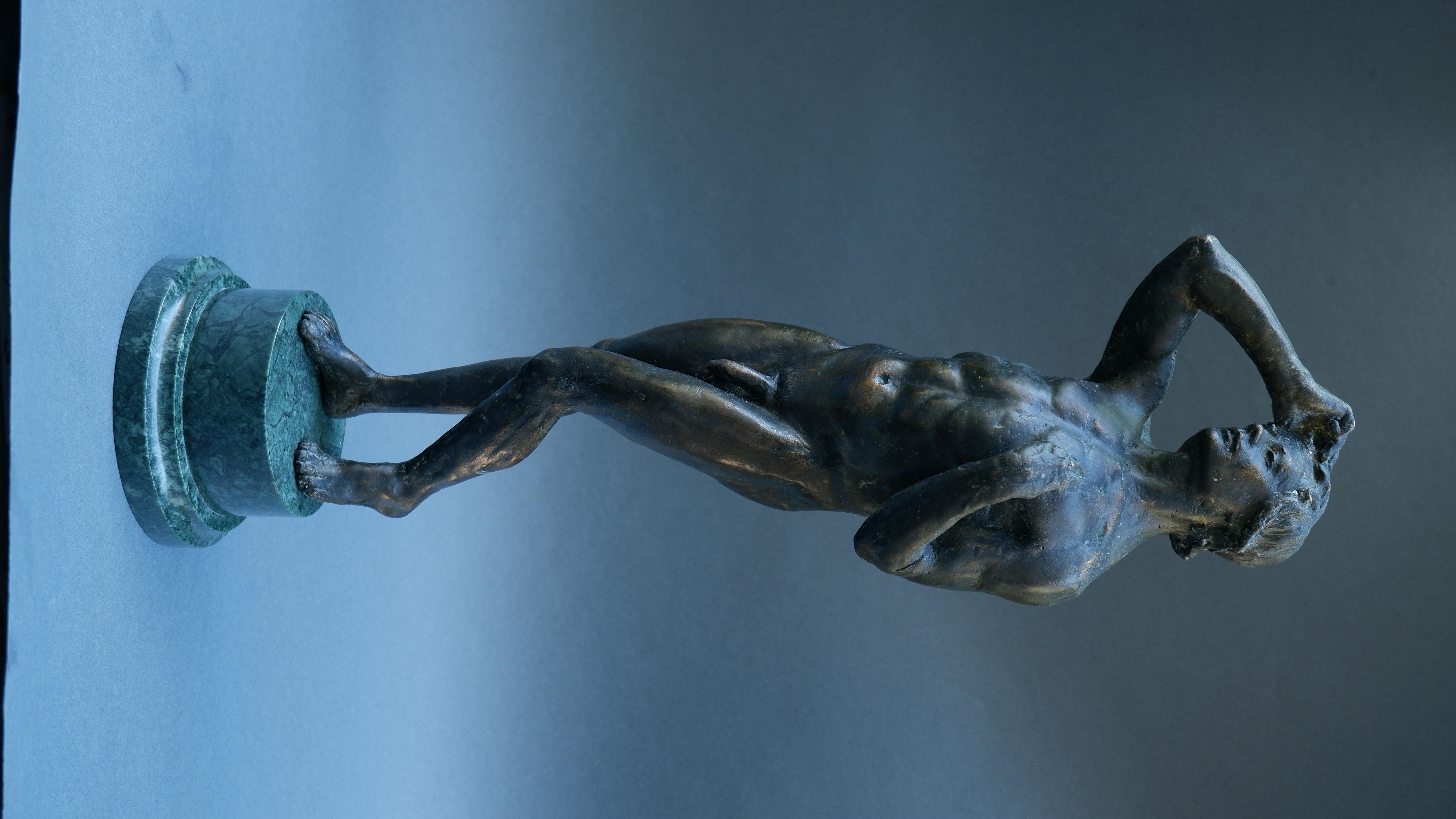 Pothos  Sculpture perdue en bronze Florence Cesello 18 x 6 x 6 en vente 2