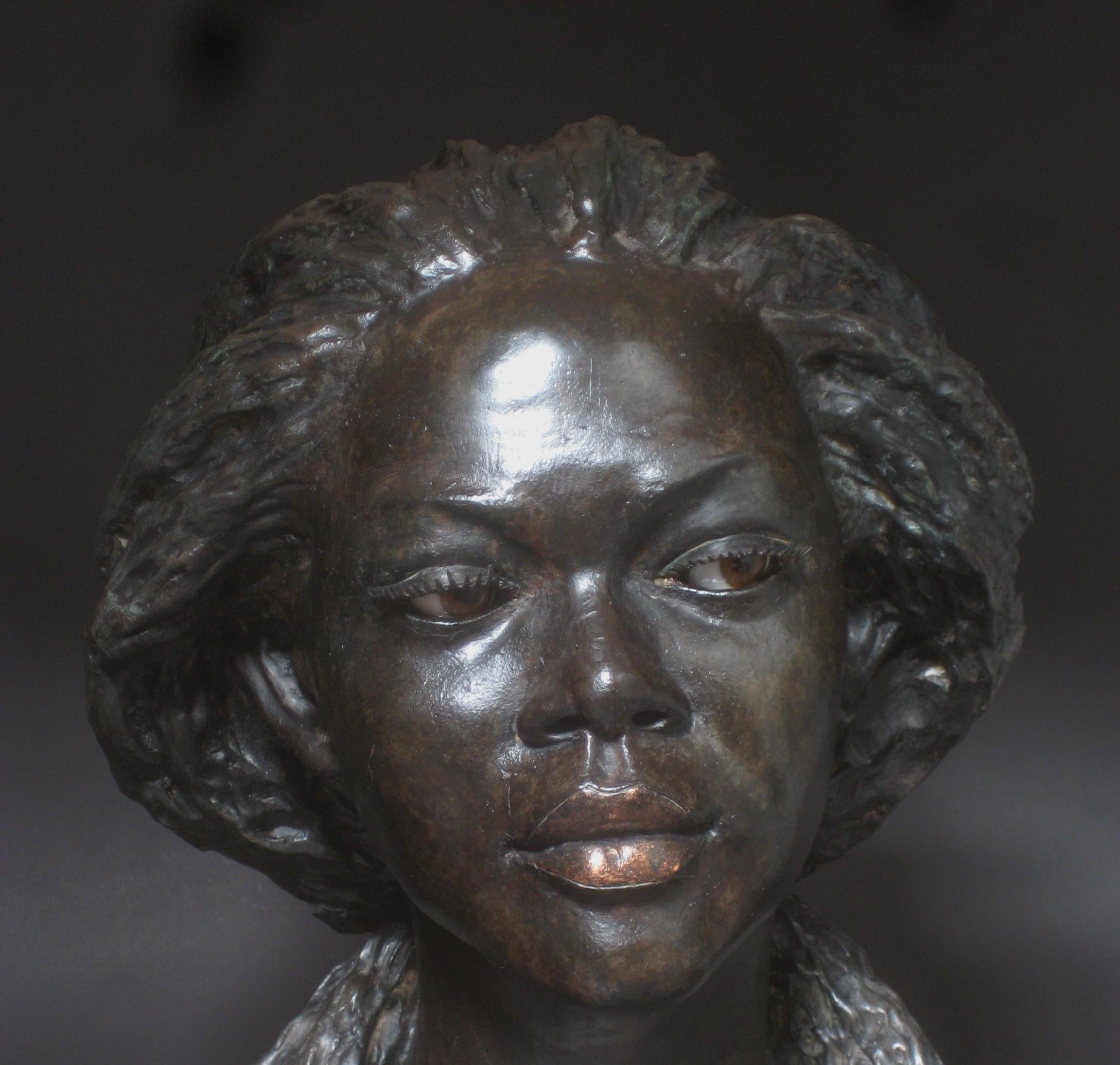 La chica de Togo Bronce Prueba de artista  MEAM en Barcelona   España  Figurativo - Sculpture de Matthew James Collins