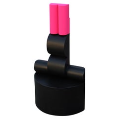 "Channel Marker 52 - Galveston, TX" Schwarze und neonrosa zeitgenössische Skulptur