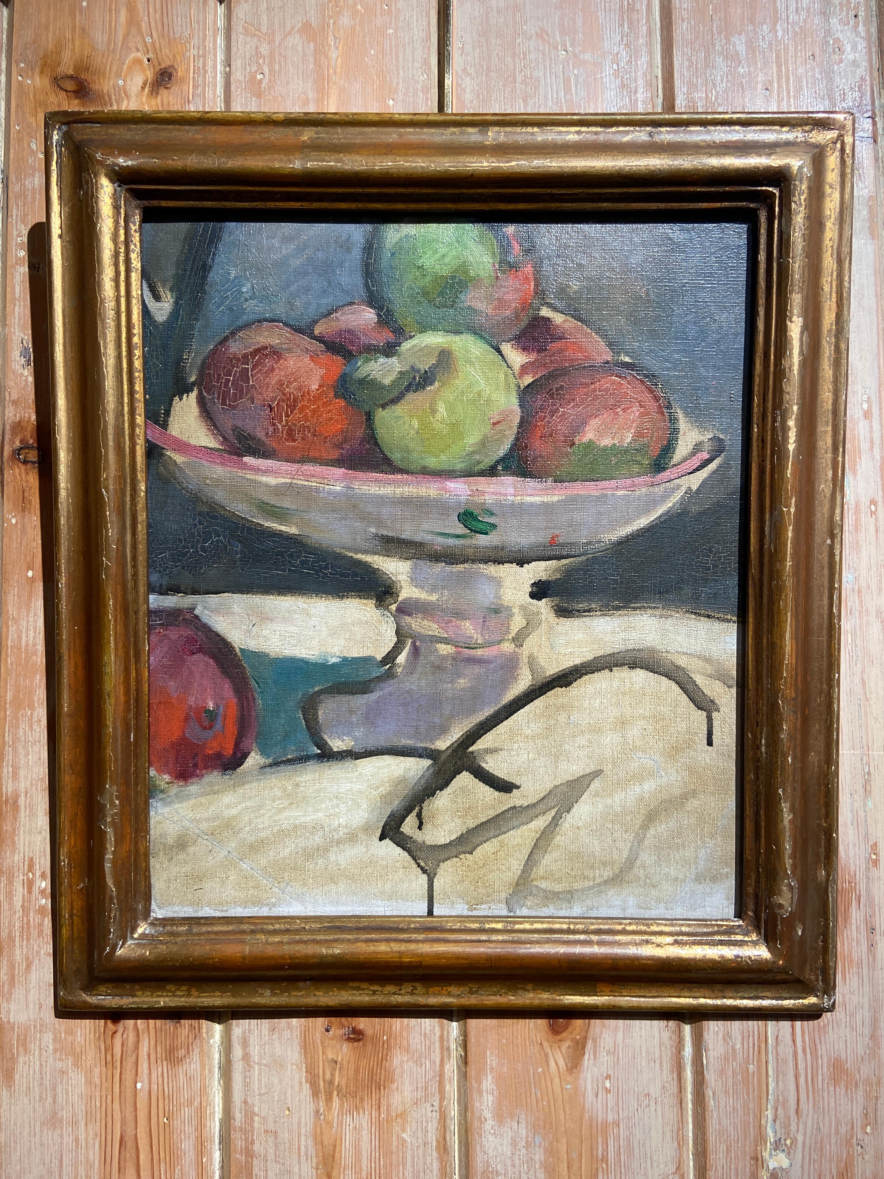 Stillleben mit Äpfeln in Obstschale  – Painting von Matthew Smith