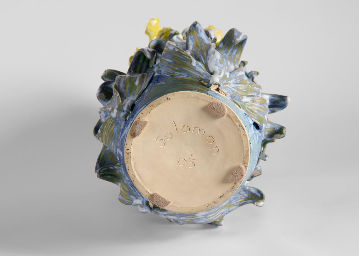 Matthew Solomon, blau-gelb glasierte Keramikurne, Vereinigte Staaten im Zustand „Hervorragend“ im Angebot in New York, NY