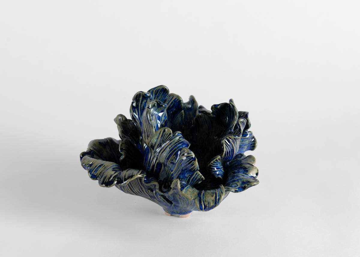 Matthew Solomon, Pair of Blue & Green Ceramic Tulip Sculptures, US, 2018 In Excellent Condition In New York, NY