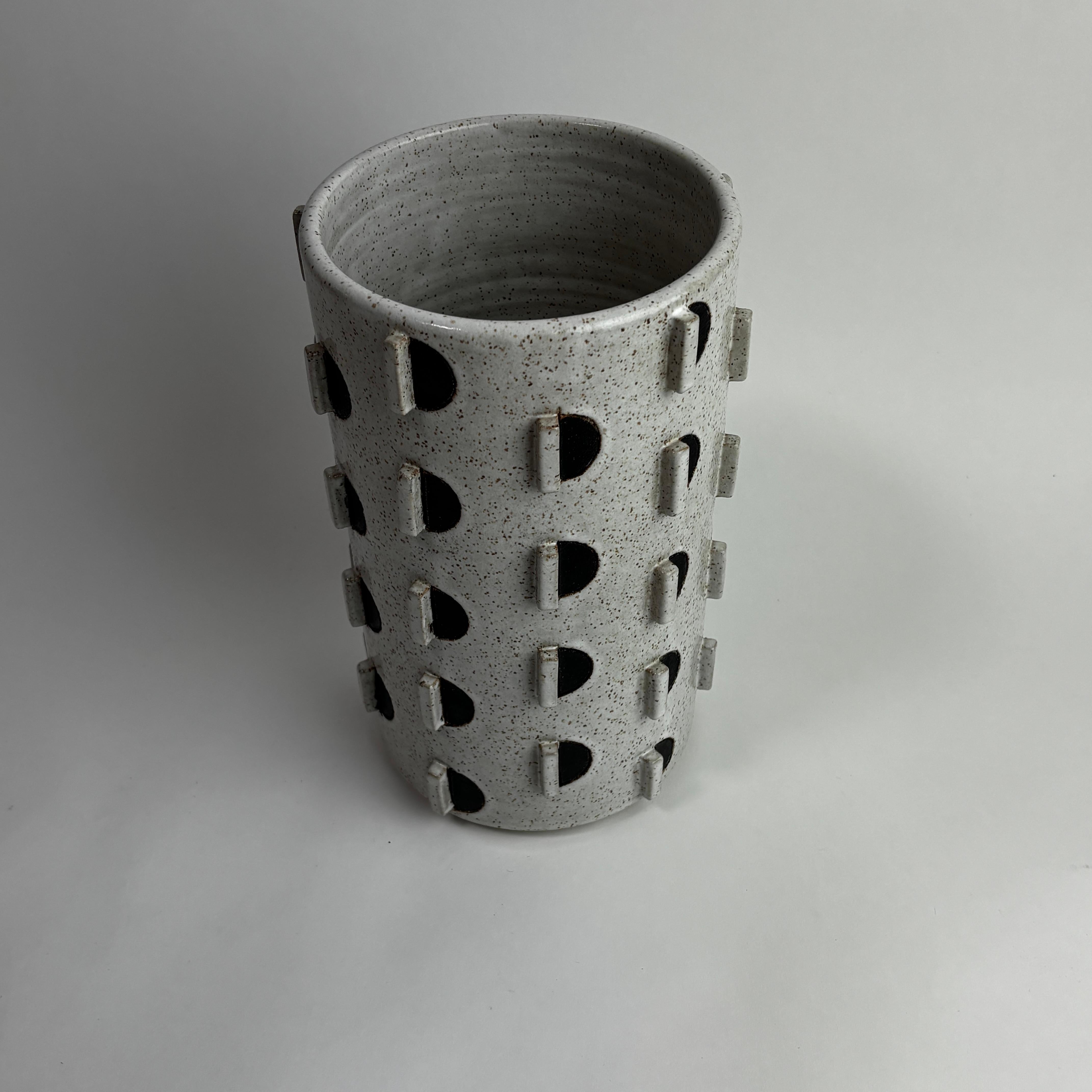Arts and Crafts Matthew Ward, Vaso Cholla, ceramica smaltata, 2024. in vendita