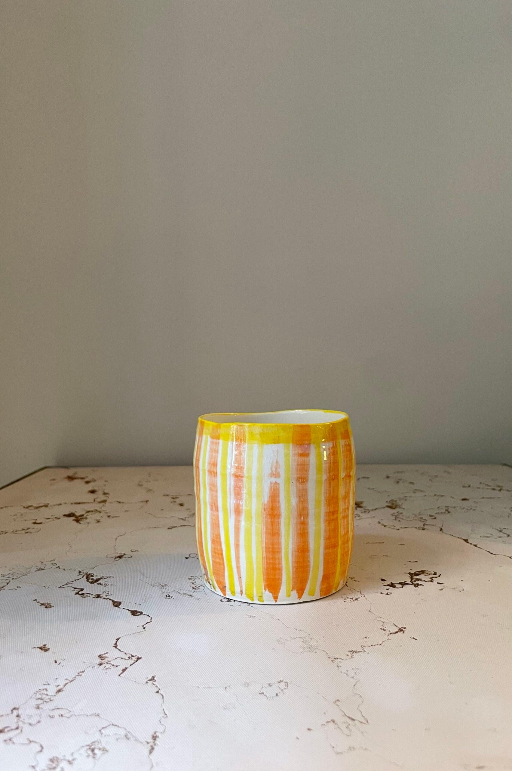 Vasos de cerámica Matthew Weir Español en venta