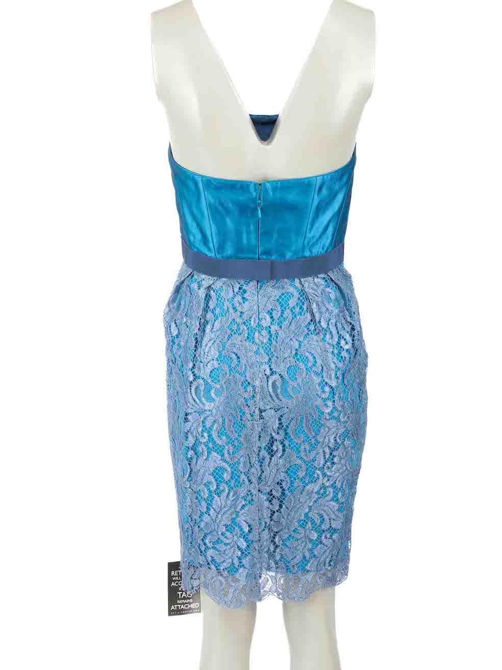 Bleu Matthew Williamson, mini-robe bleue sans bretelles en dentelle, taille M en vente
