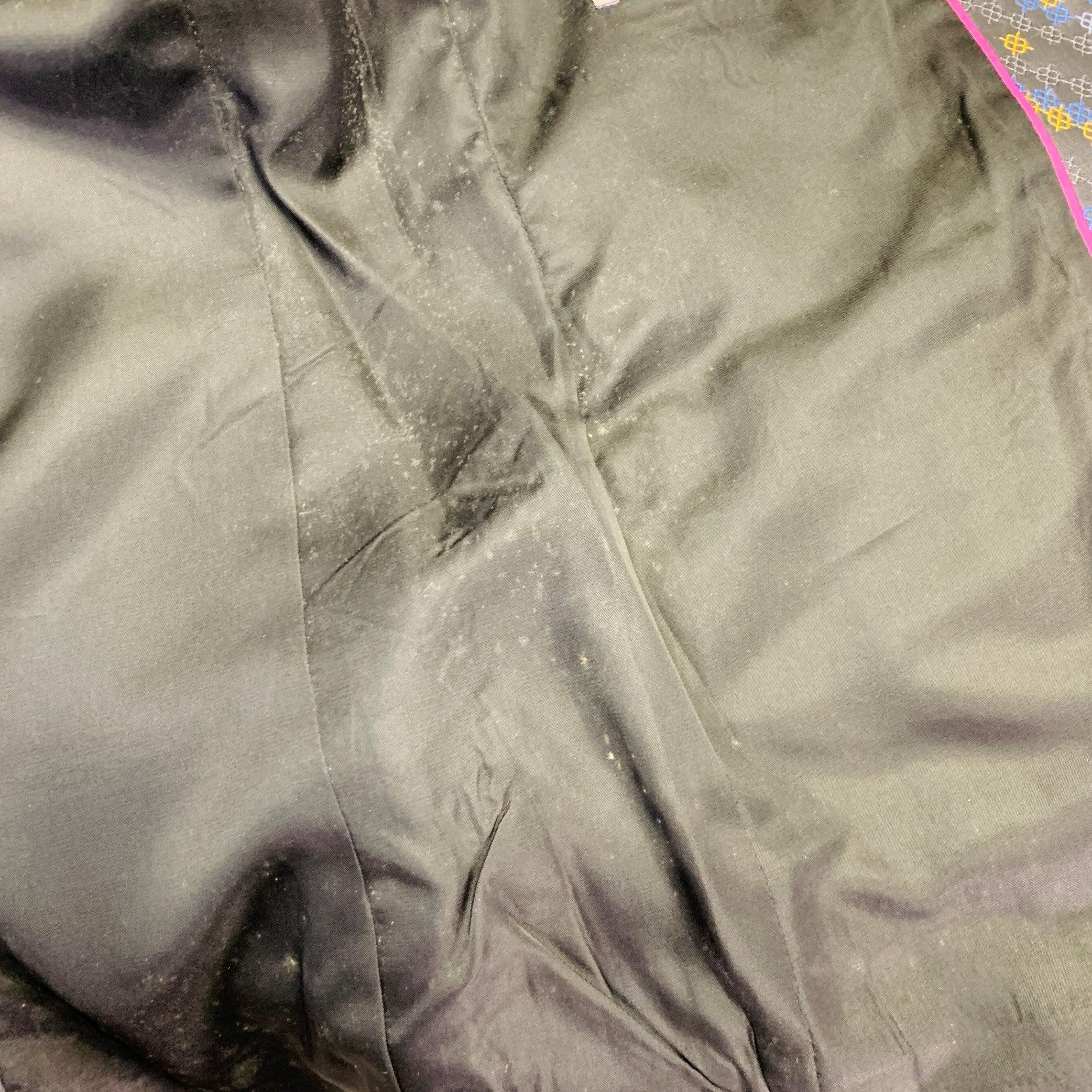 MATTHEW WILLIAMSON Größe S Schwarz Mehrfarbig Texturiertes Polyester Seide Shorts Anzug im Angebot 6