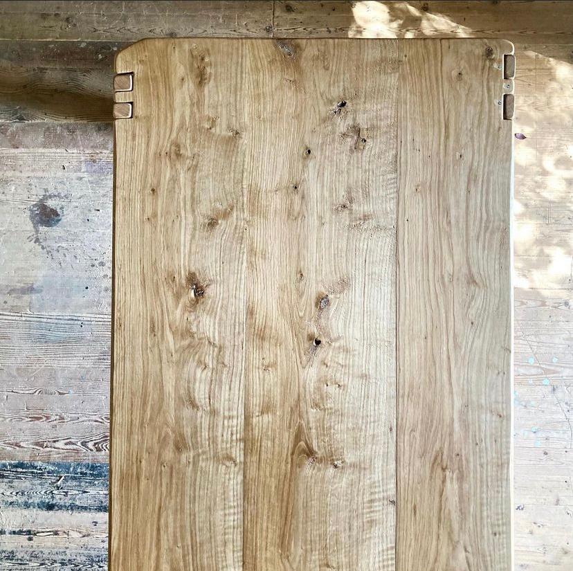 Table à manger Matthias Biberon en chêne 2024 Neuf - En vente à Santa Gertrudis, Baleares