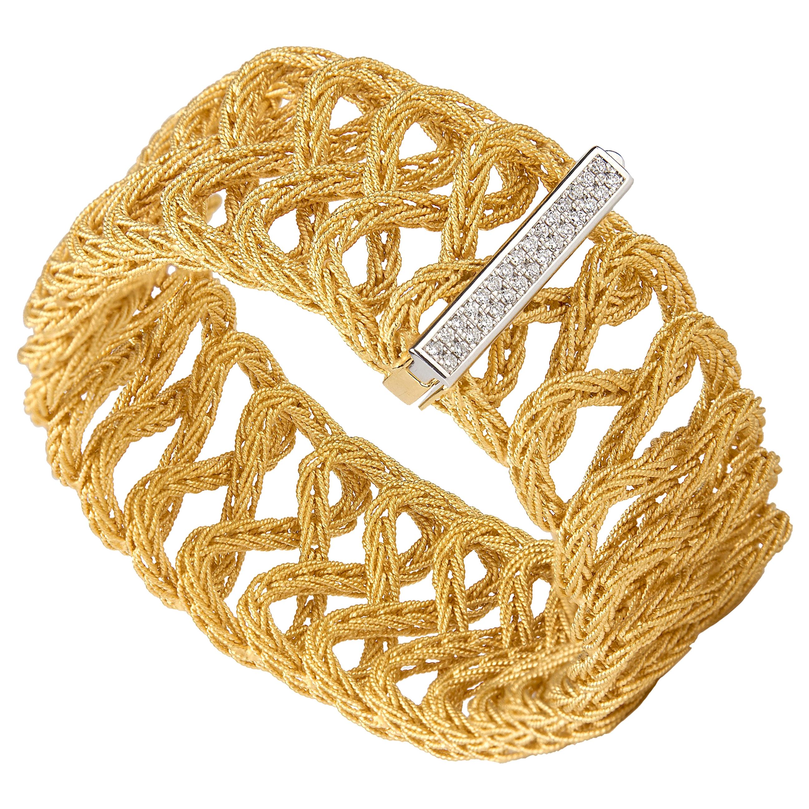 Matthia's & Claire 18 Karat Gold „„Etruscan““ geflochtenes geflochtenes Diamantarmband im Angebot