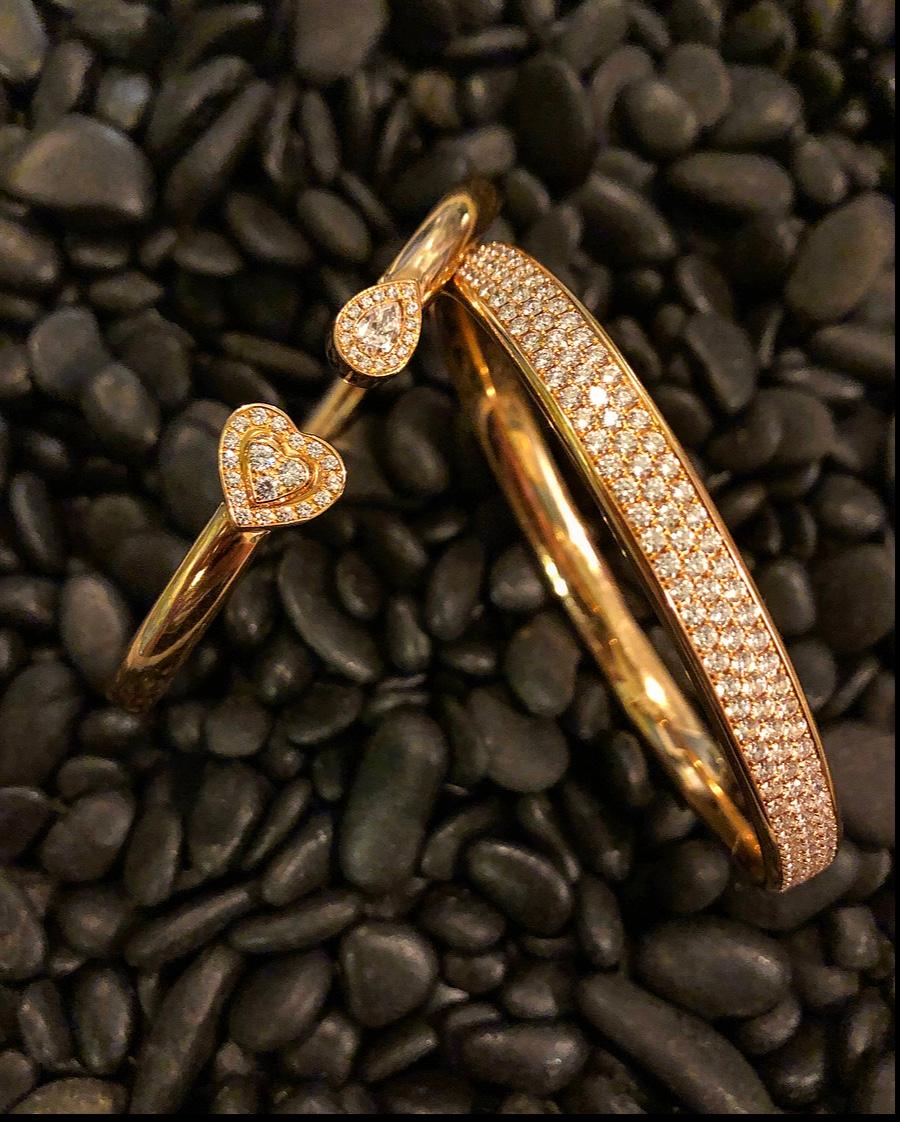 Matthia's & Claire 18k Rose Gold and Diamond Cuff Bangle Bracelet In New Condition For Sale In New Orleans, LA