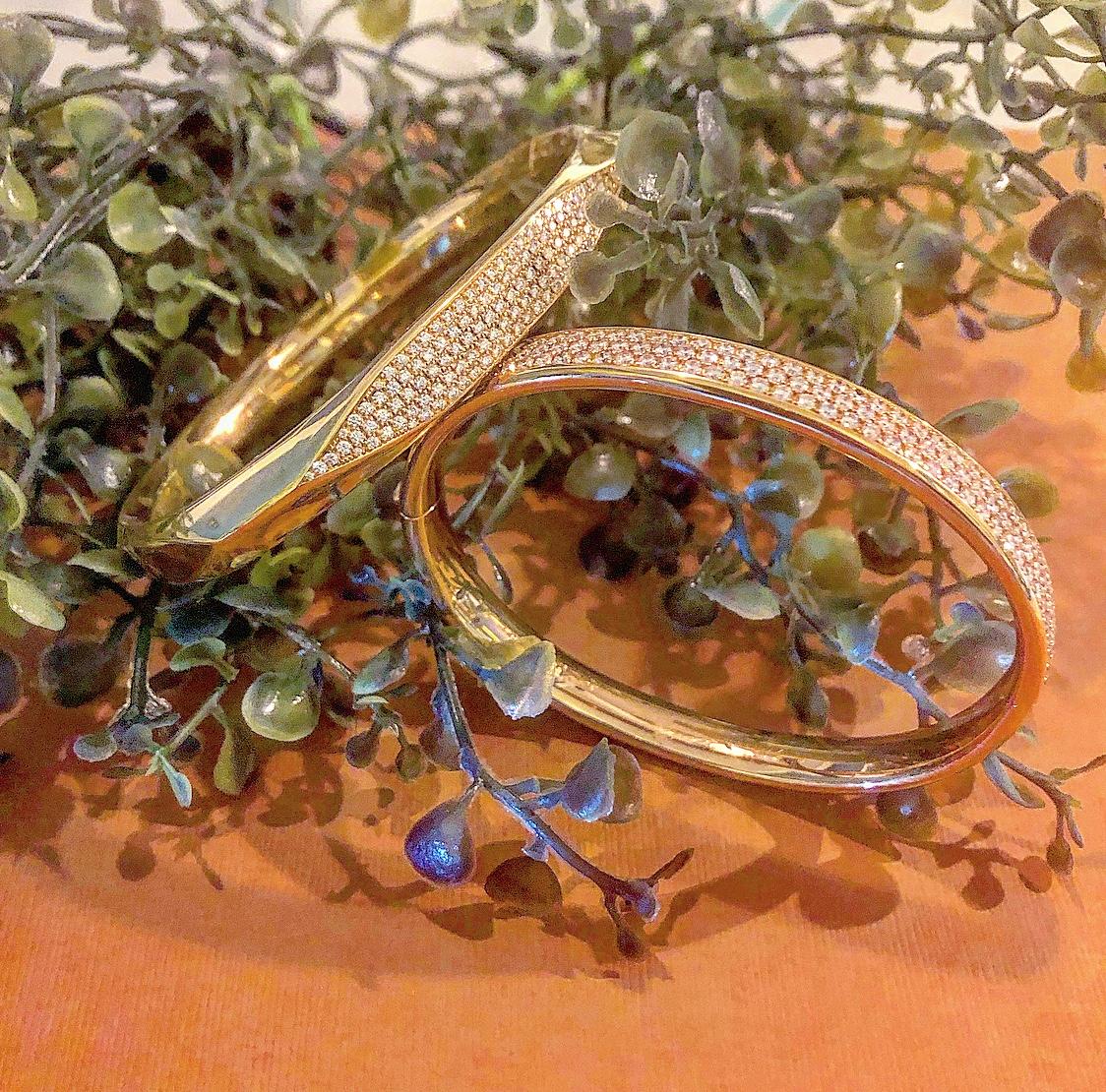 Women's Matthia's & Claire 18k Rose Gold and Diamond Cuff Bangle Bracelet For Sale