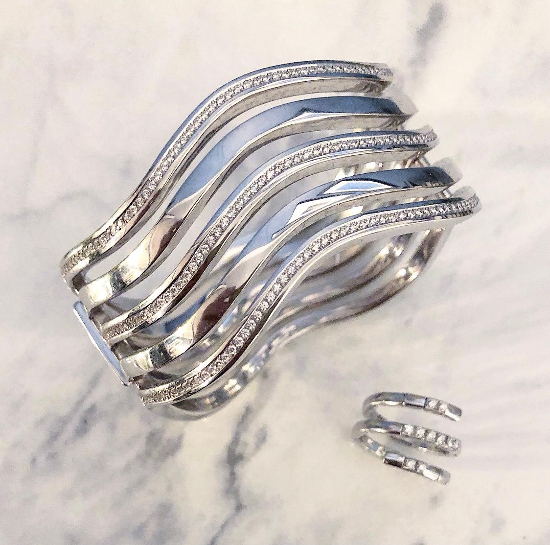 Round Cut Matthia's & Claire 18k White Gold Spiral Ring with Diamonds For Sale