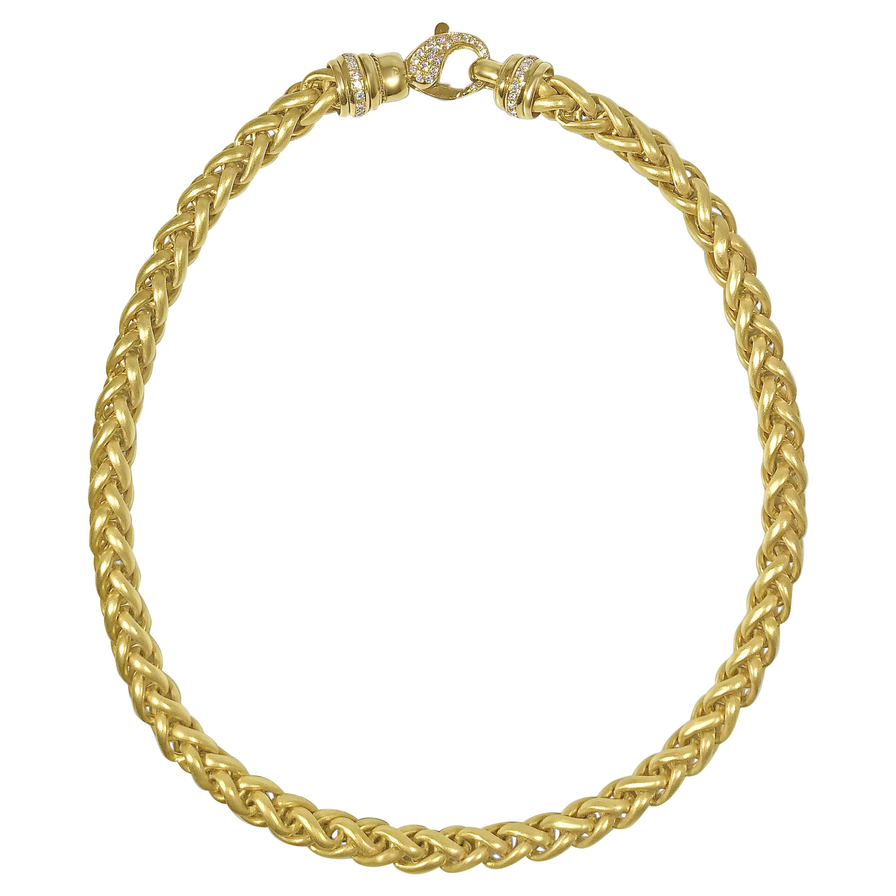 Matthia's & Claire 18k Yellow Gold Etrusca Necklace with Diamond Lobster Clasp For Sale