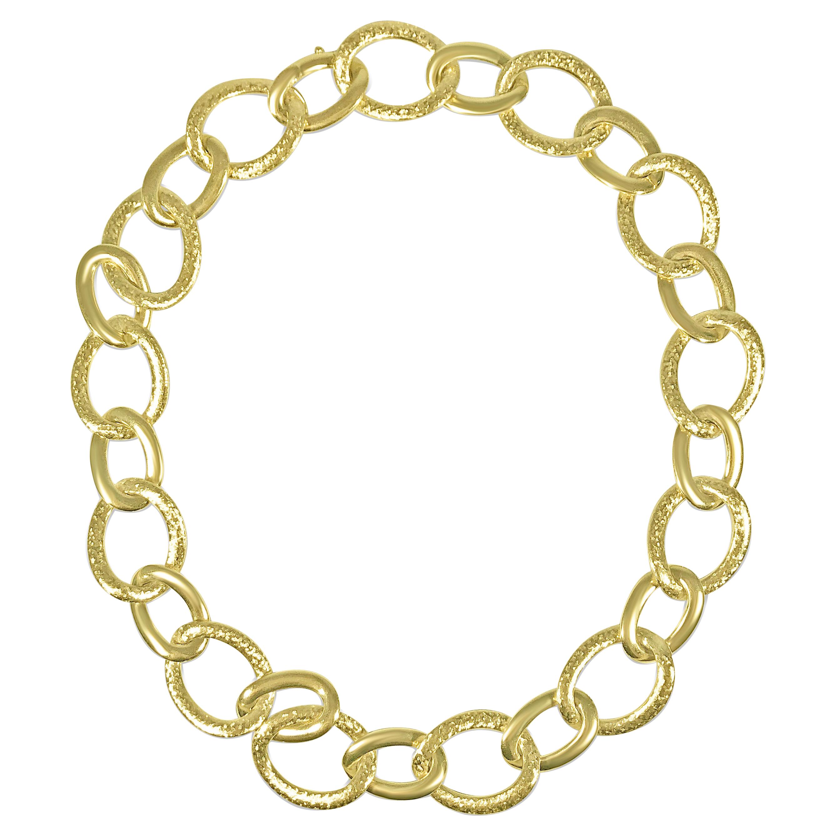 Matthia's & Claire 18k Gelbgold Halskette mit gehämmerten Gliedern im Angebot