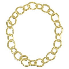 Matthia's & Claire 18k Yellow Gold Hammered Links Necklace