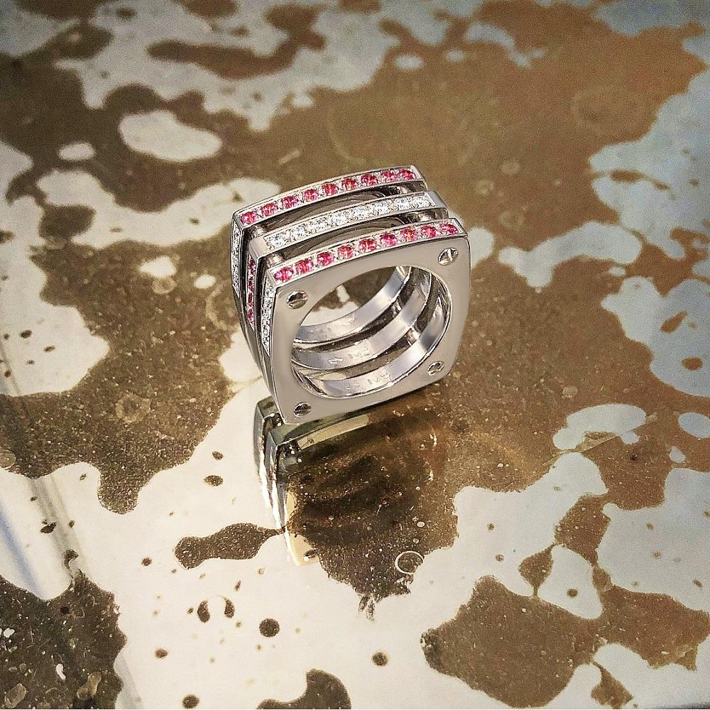 Matthia's & Claire Cube Collection Triple Cube Ring WG with Pink Sapphires and D In New Condition For Sale In New Orleans, LA