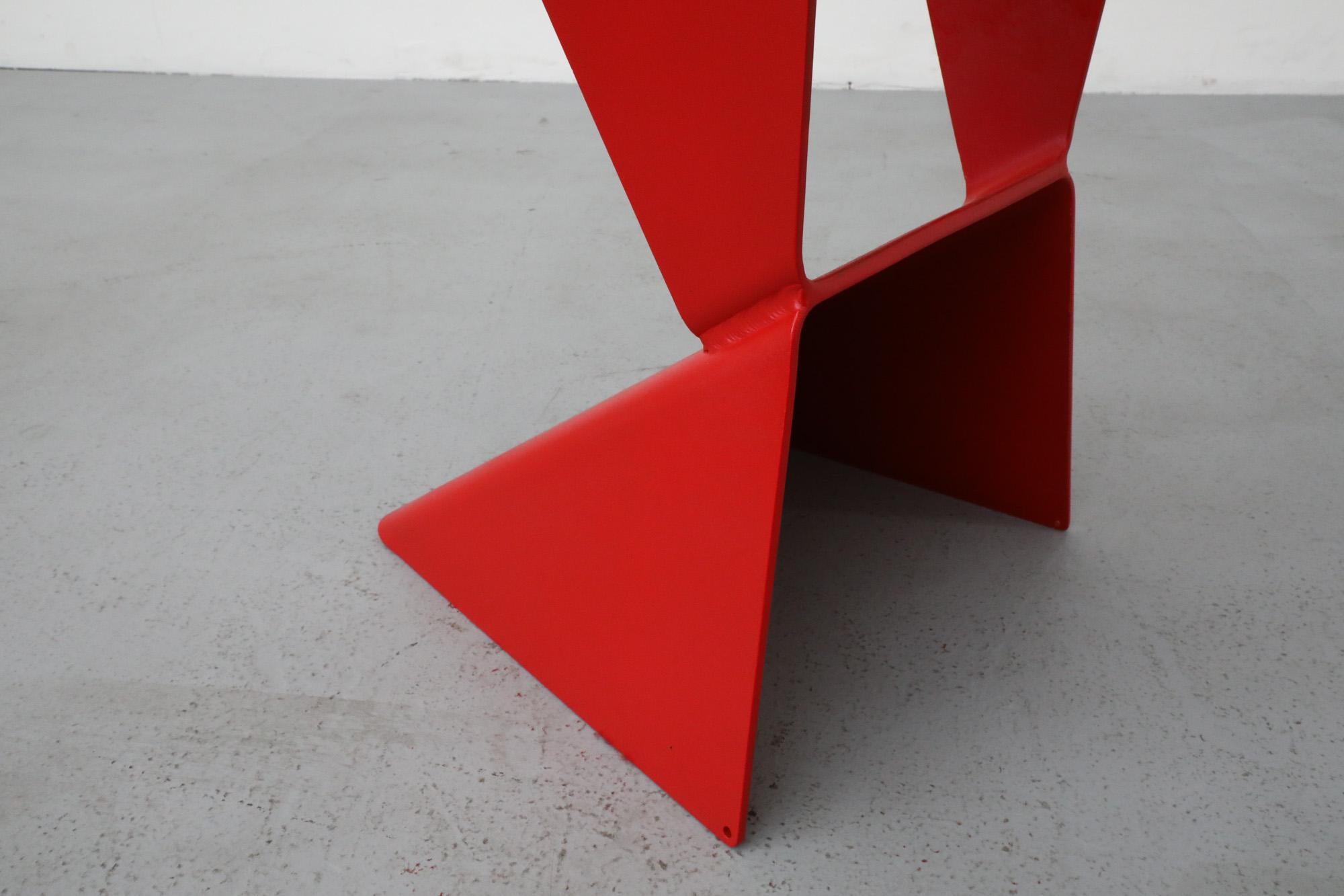 Tabouret de bar « Icon » peint en rouge de Matthias DeMacker pour B-Line 2