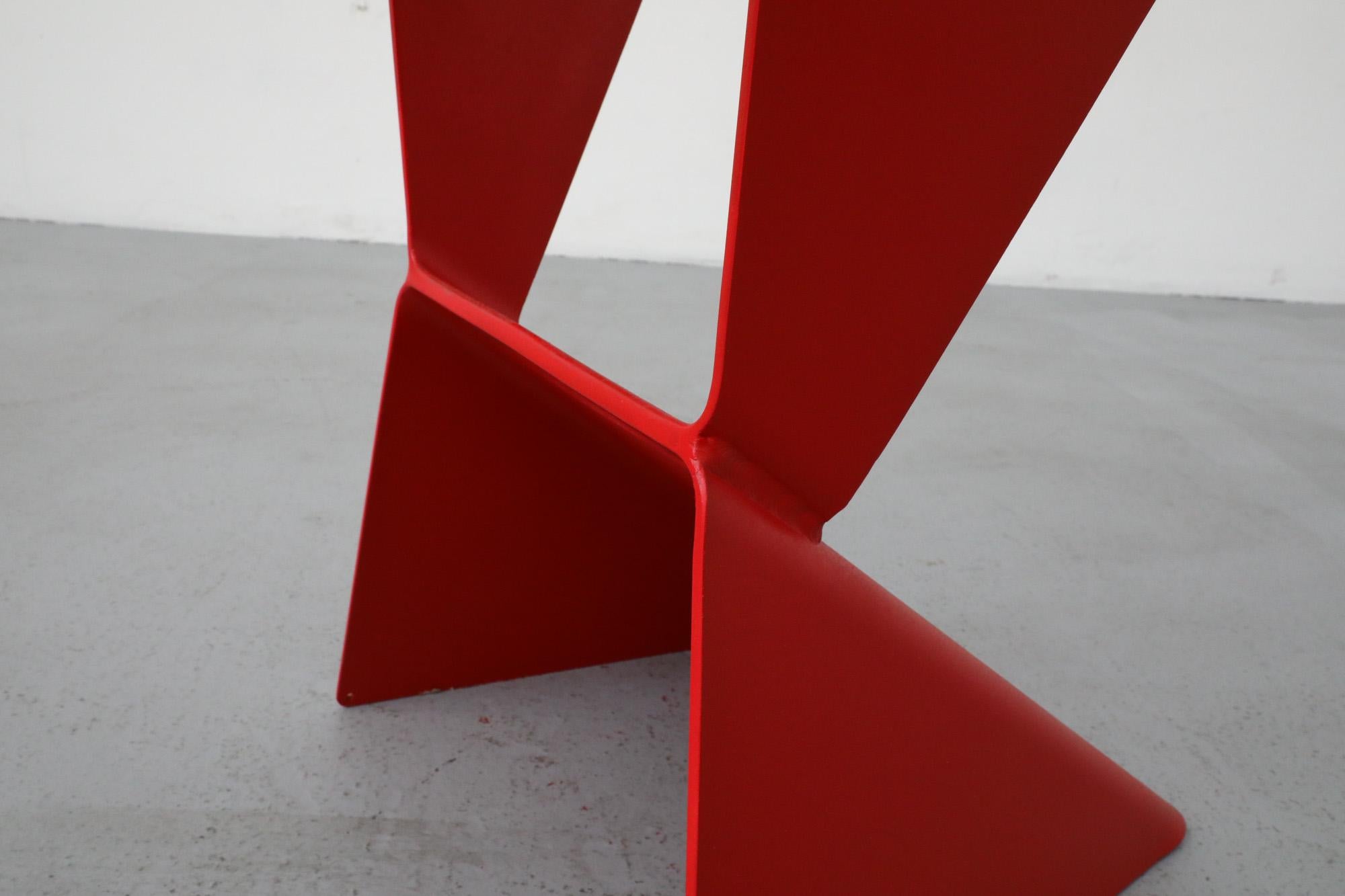 Tabouret de bar « Icon » peint en rouge de Matthias DeMacker pour B-Line 3