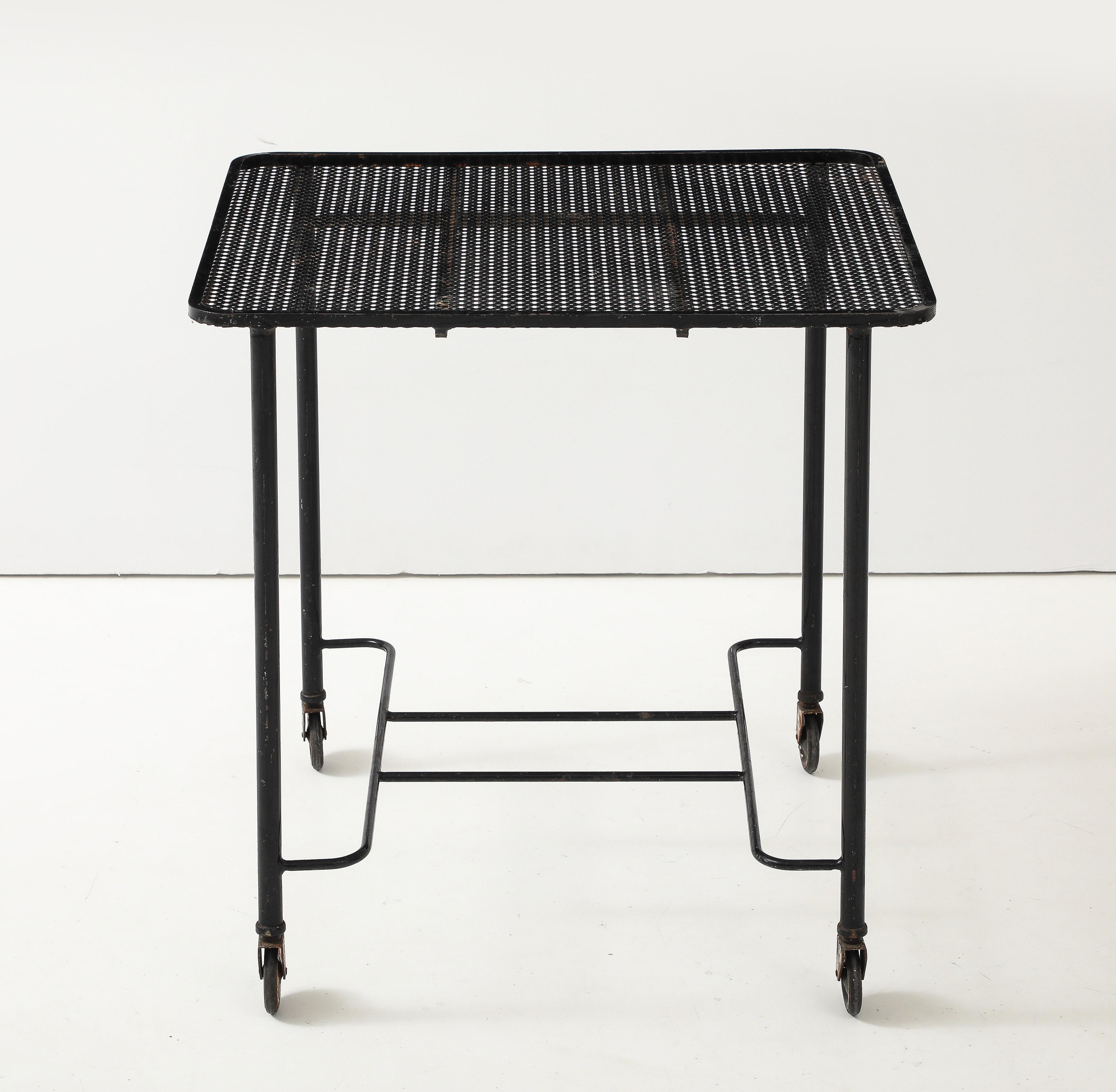 Matthieu Matégot Bar Cart  Table à rouleaux, vers 1950 en vente 6