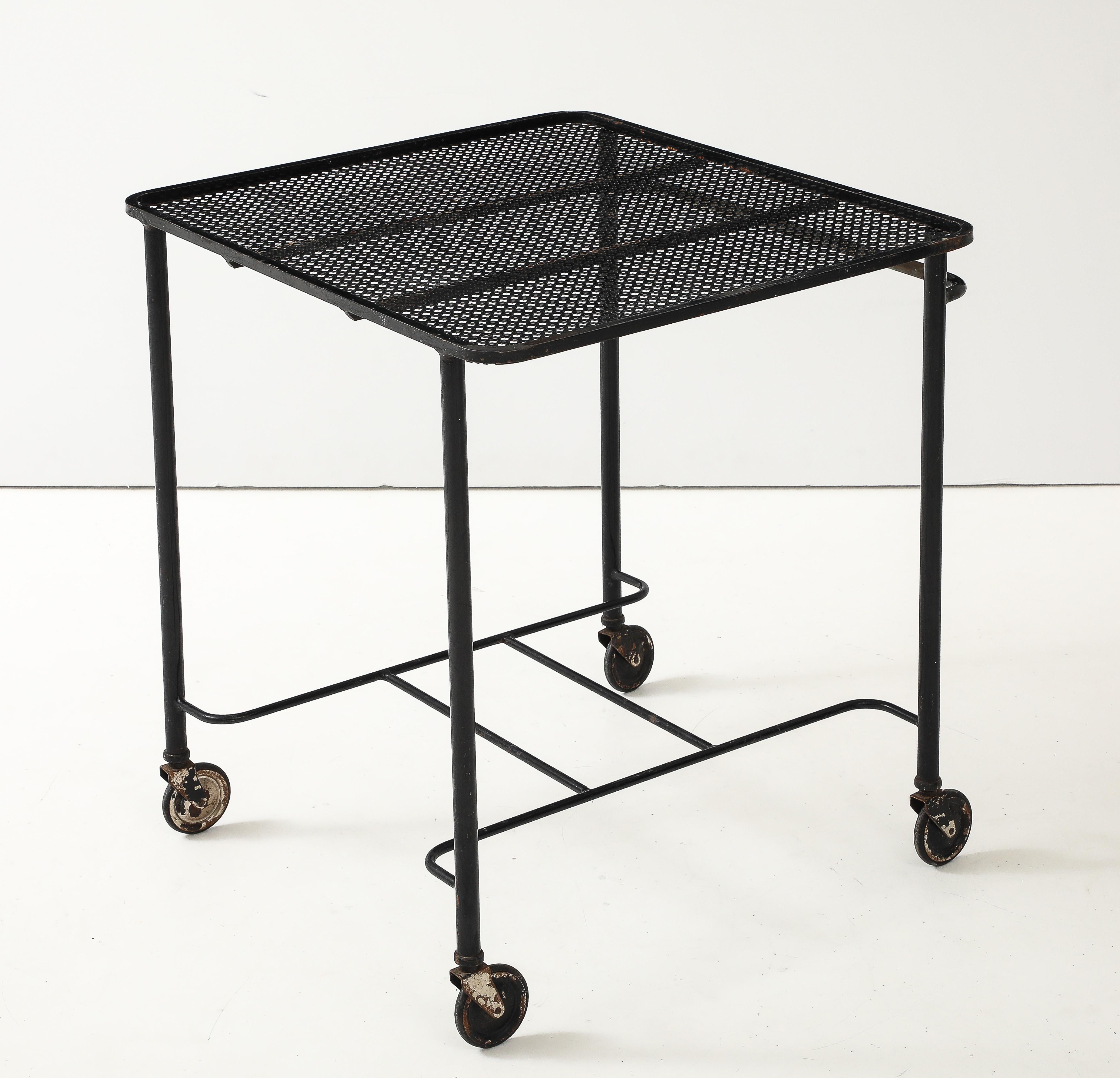 Matthieu Matégot Bar Cart  Table à rouleaux, vers 1950 en vente 8