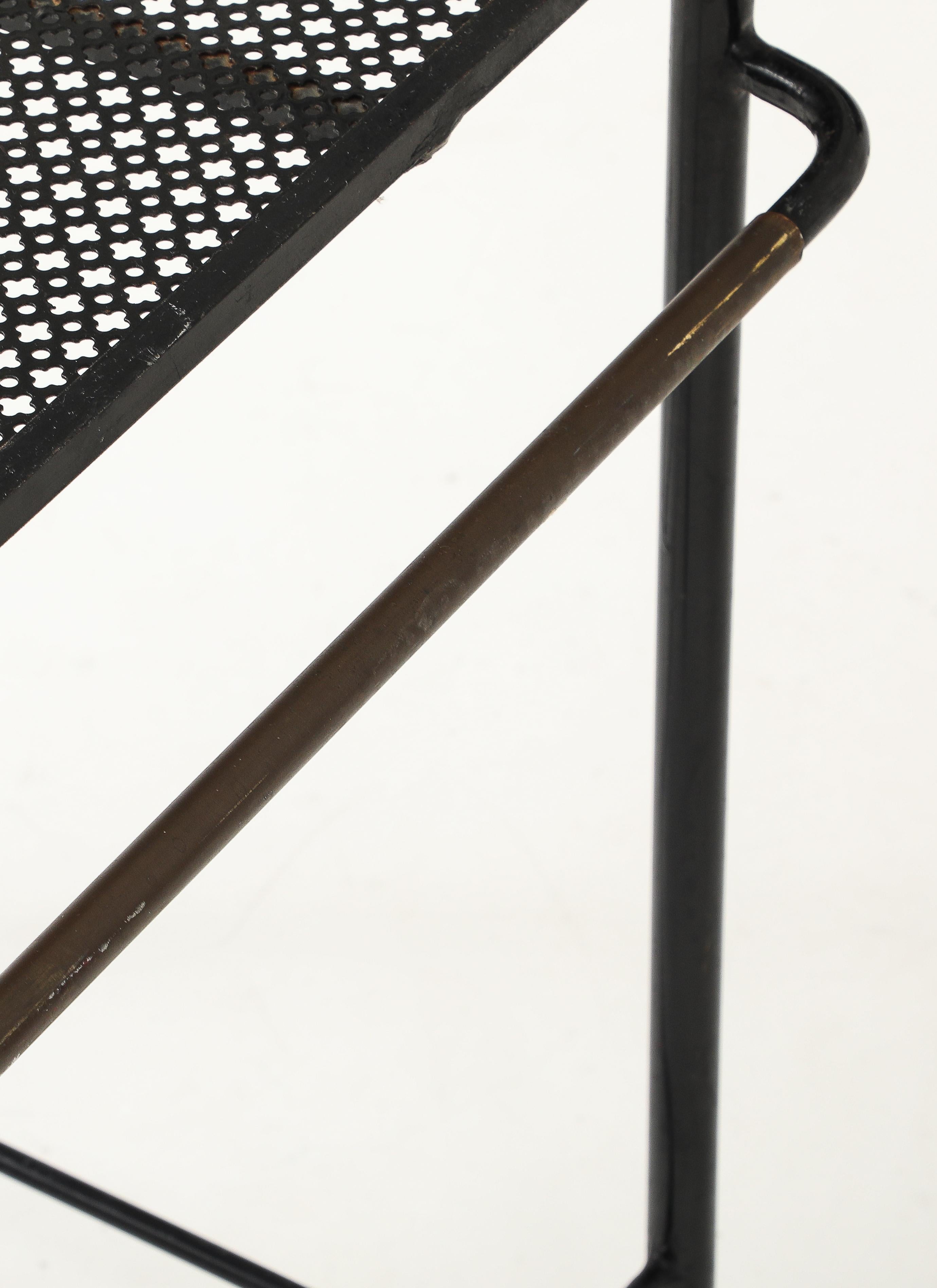 Matthieu Matégot Bar Cart  Table à rouleaux, vers 1950 Bon état - En vente à Brooklyn, NY