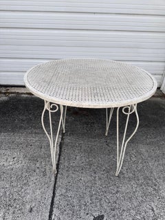 Table de jardin de style Matthieu Mategot