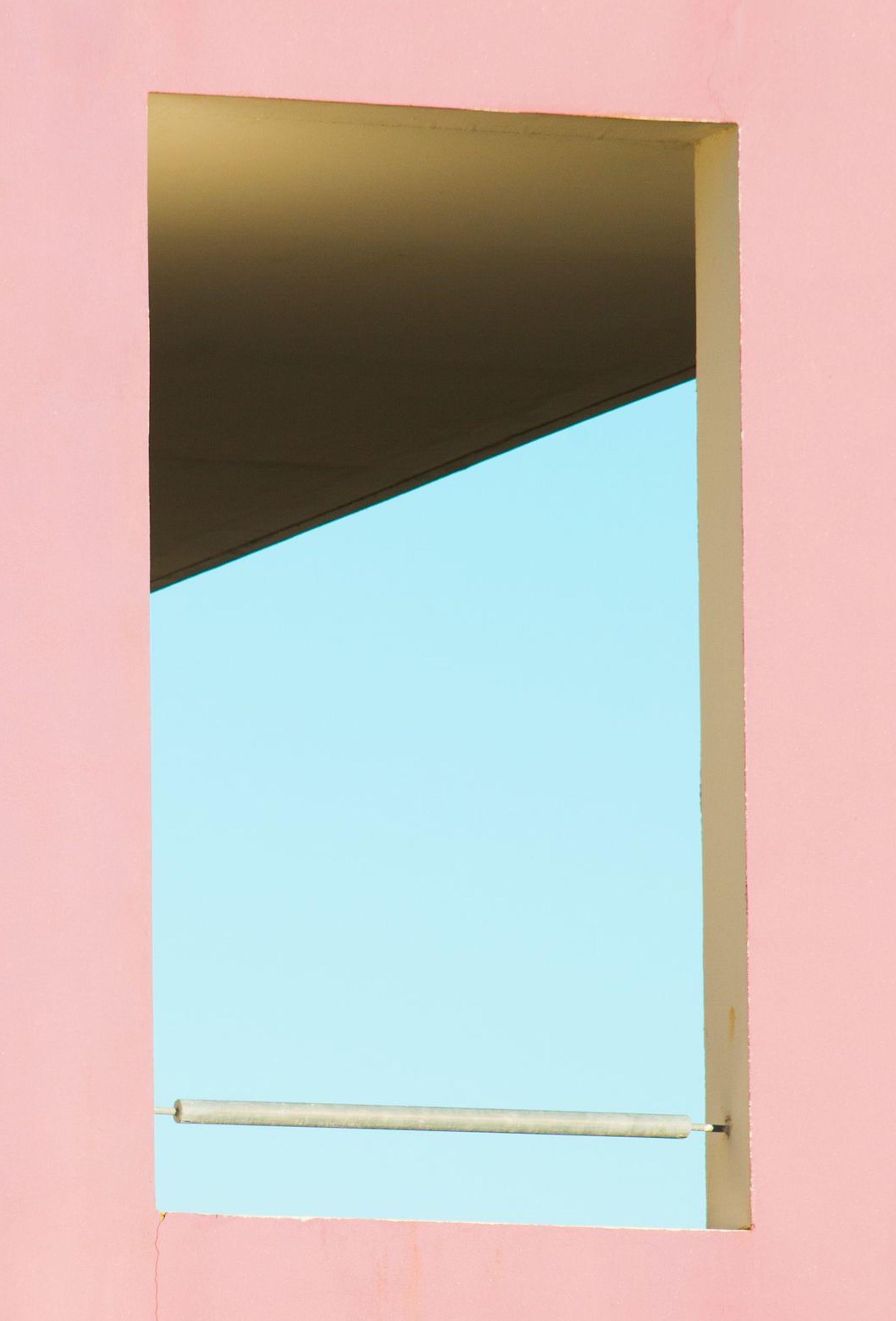 Sin título II de Matthieu Venot - Fotografía abstracta, arquitectura, pared rosa en venta 3
